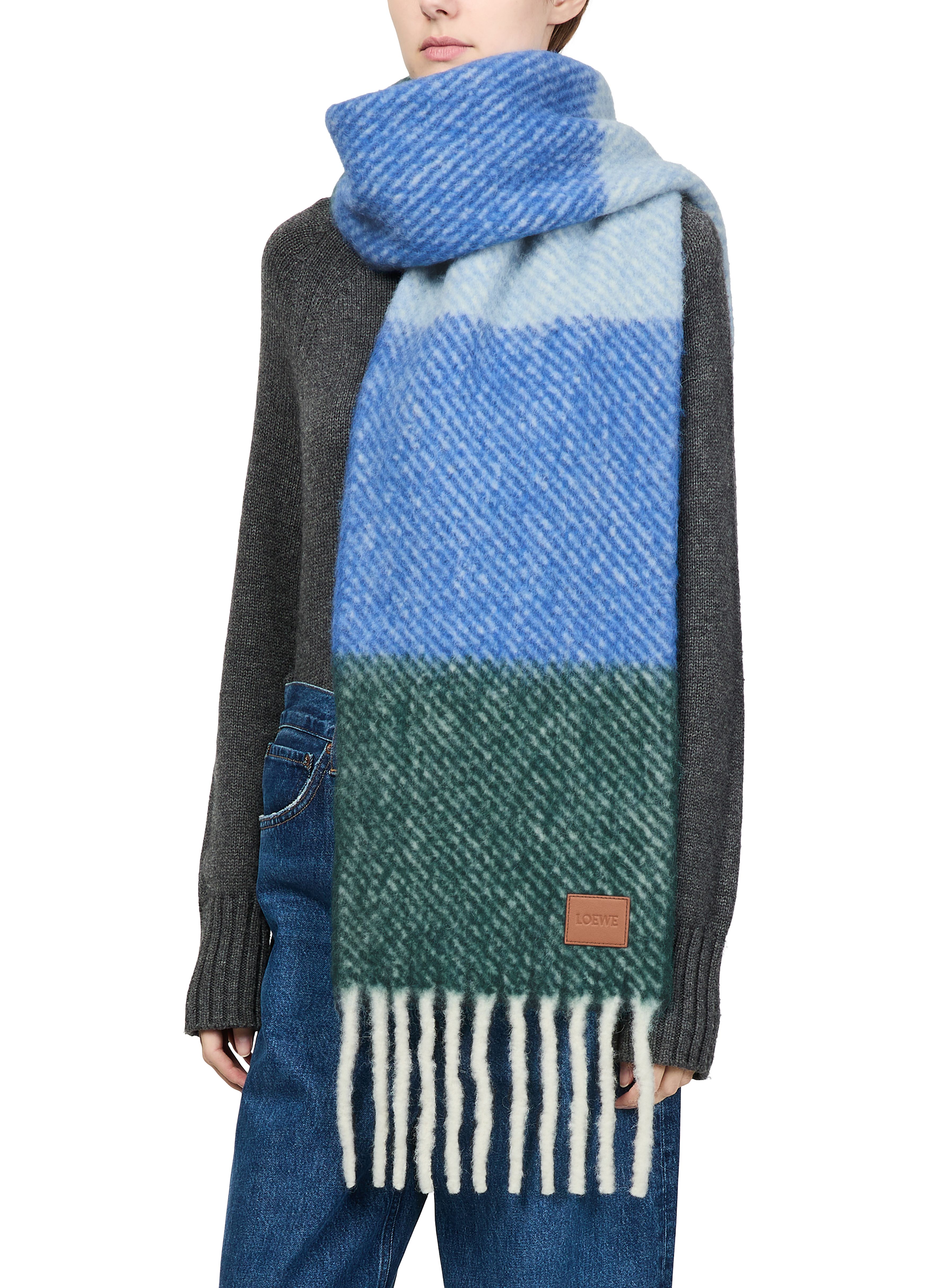 Scarf in alpaca and wool thumbnail 5
