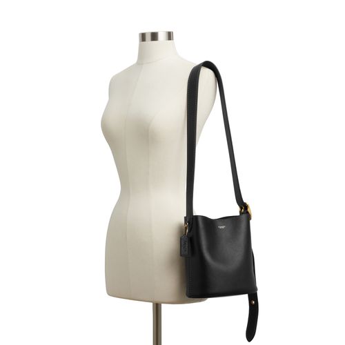 COACH Bleeker 21 bucket bag