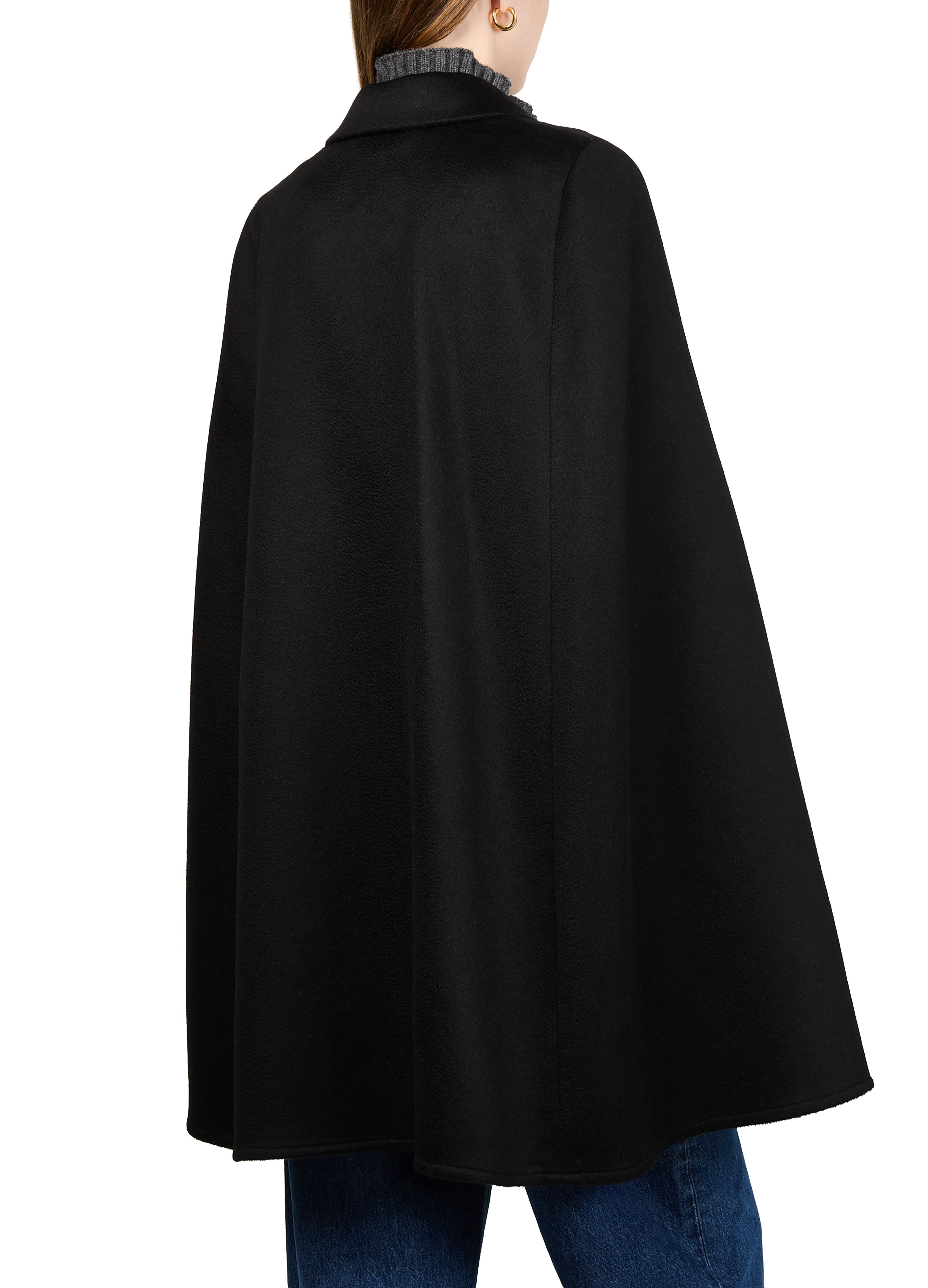 Pordoi cape thumbnail 5