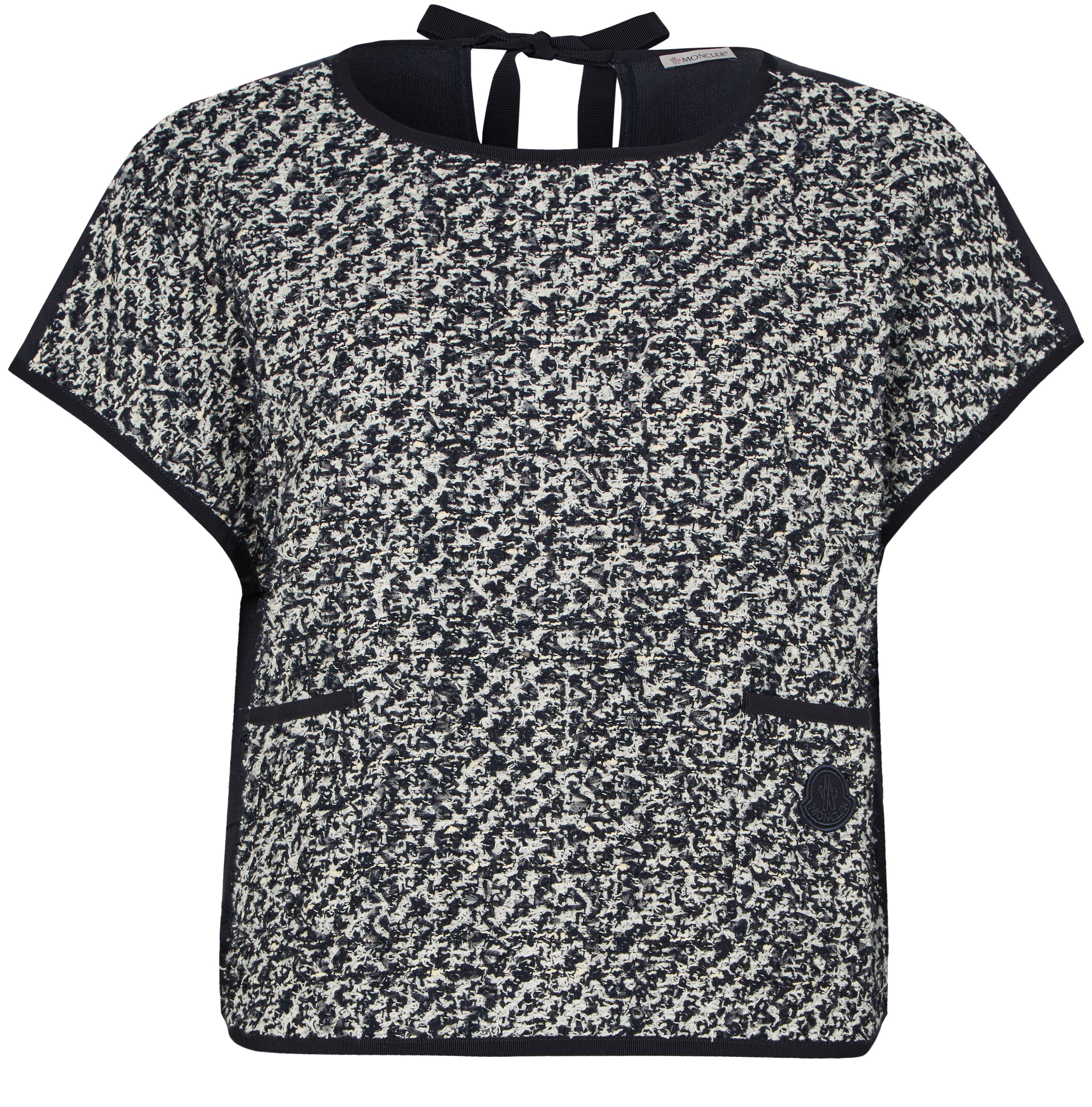 Short-sleeved top