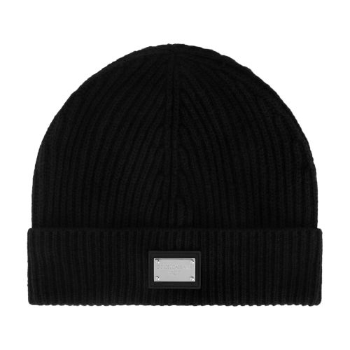 Knit hat with logo tag