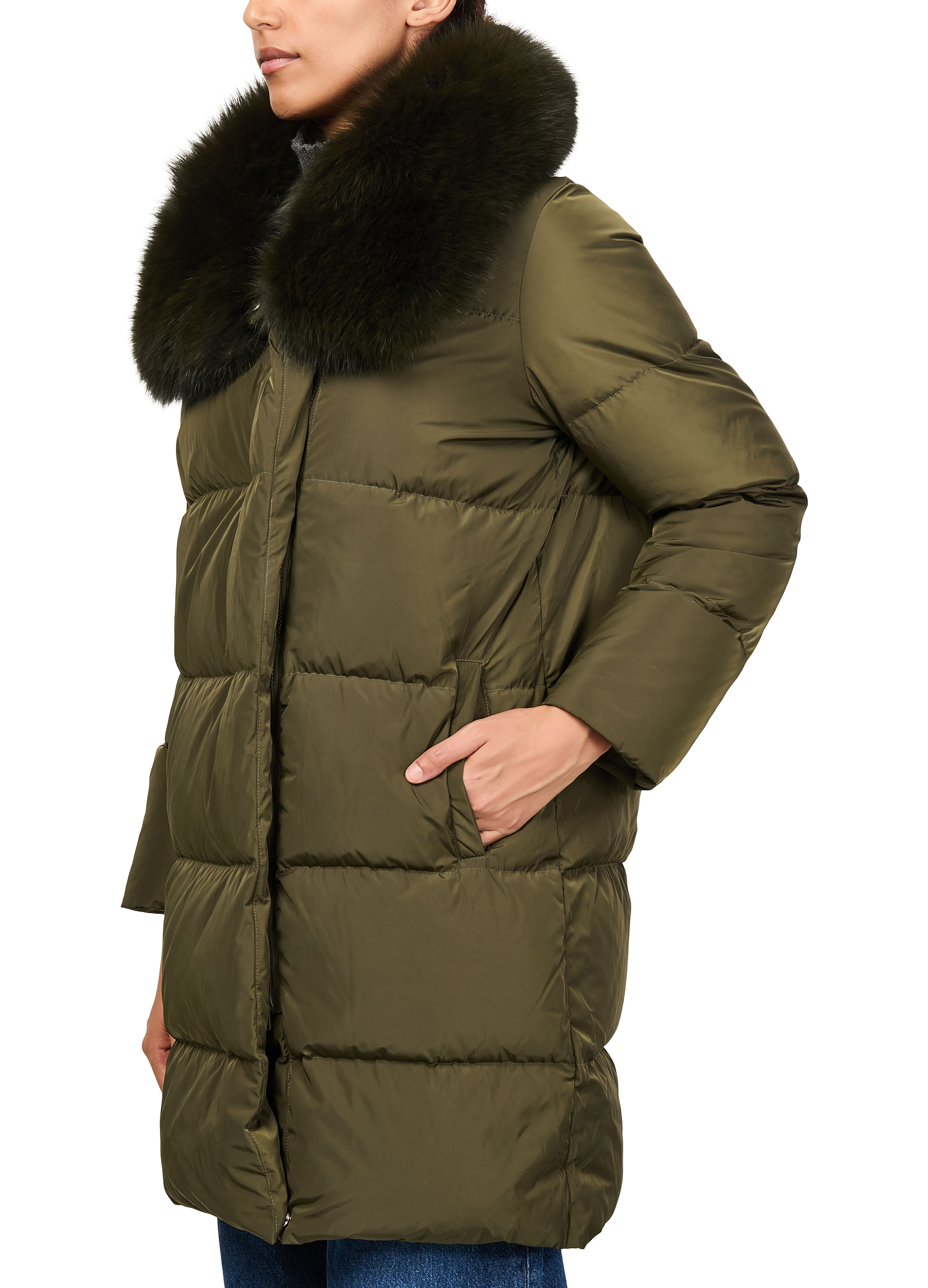 Puffer jacket with a fox fur collar thumbnail 4
