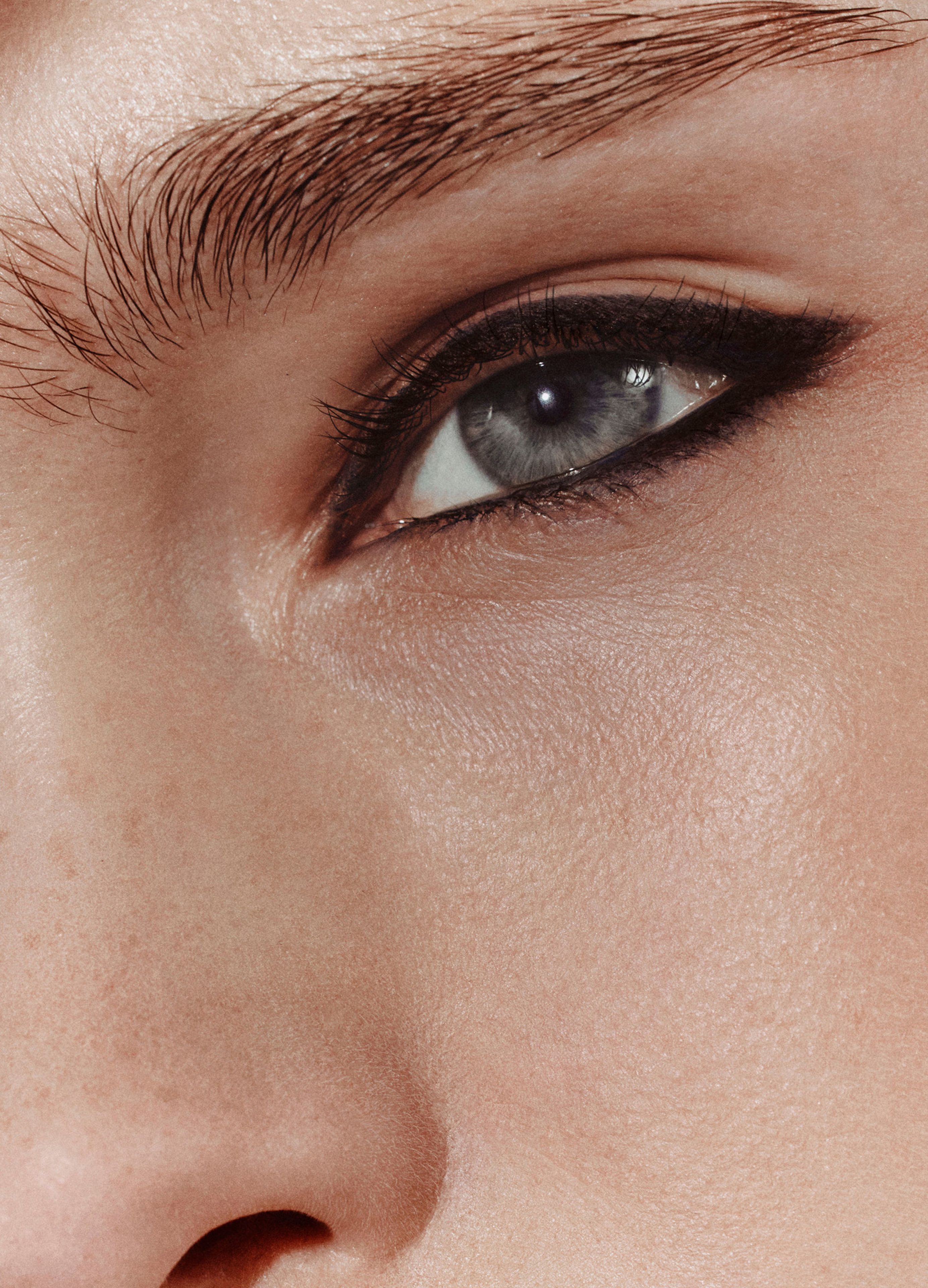 Trait d'Hermès, Eye color pencil thumbnail 7