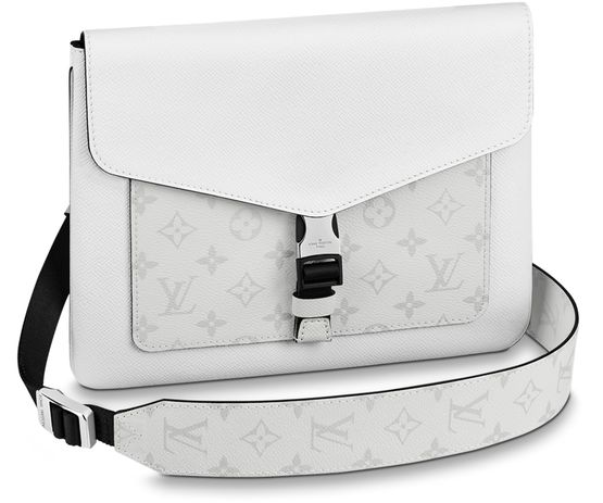 Men's Outdoor Flap Messenger, LOUIS VUITTON