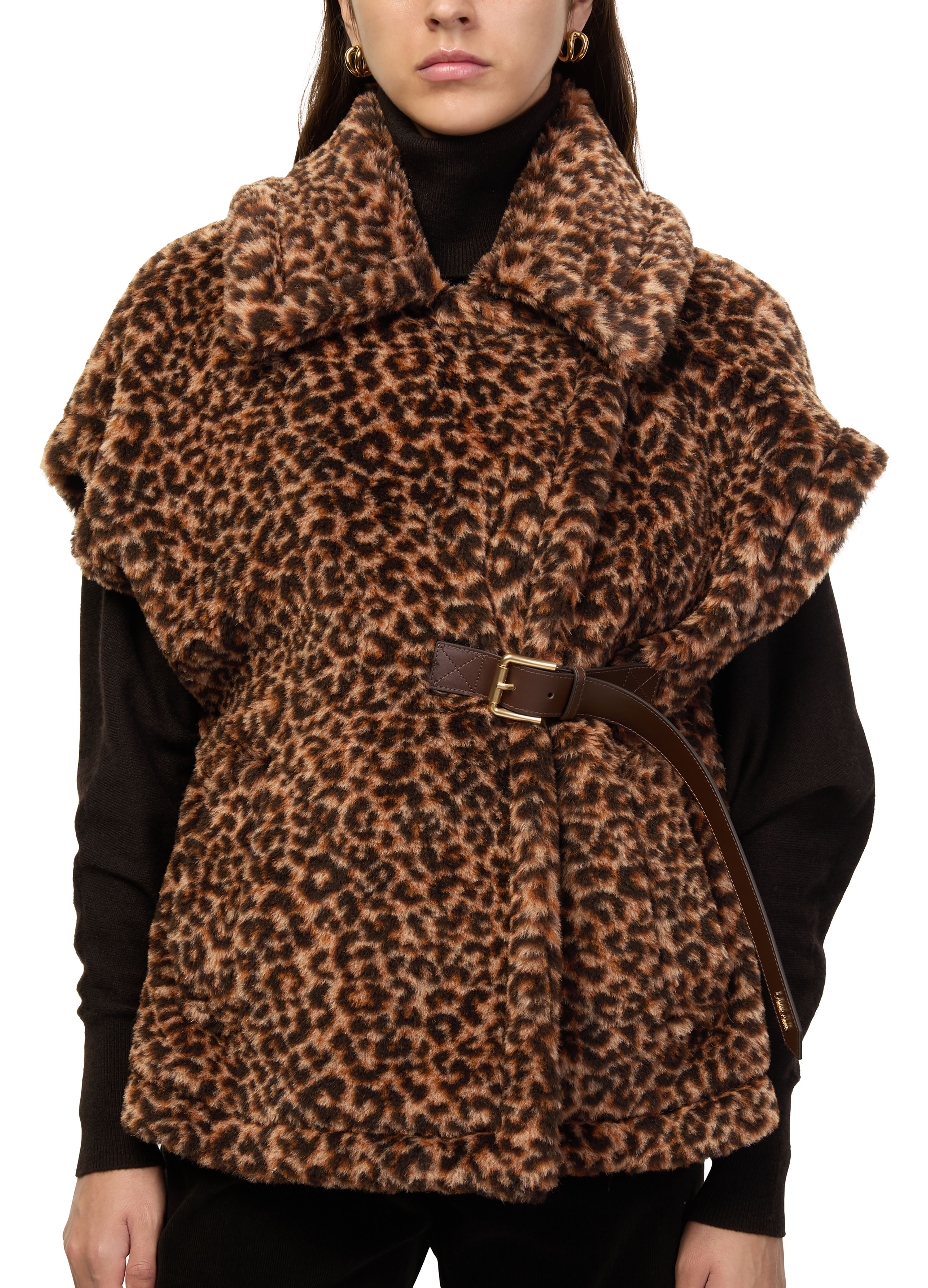 Newabavo Teddy cape thumbnail 4