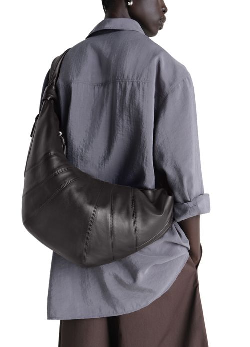 LEMAIRE Grand sac Croissant en cuir lisse