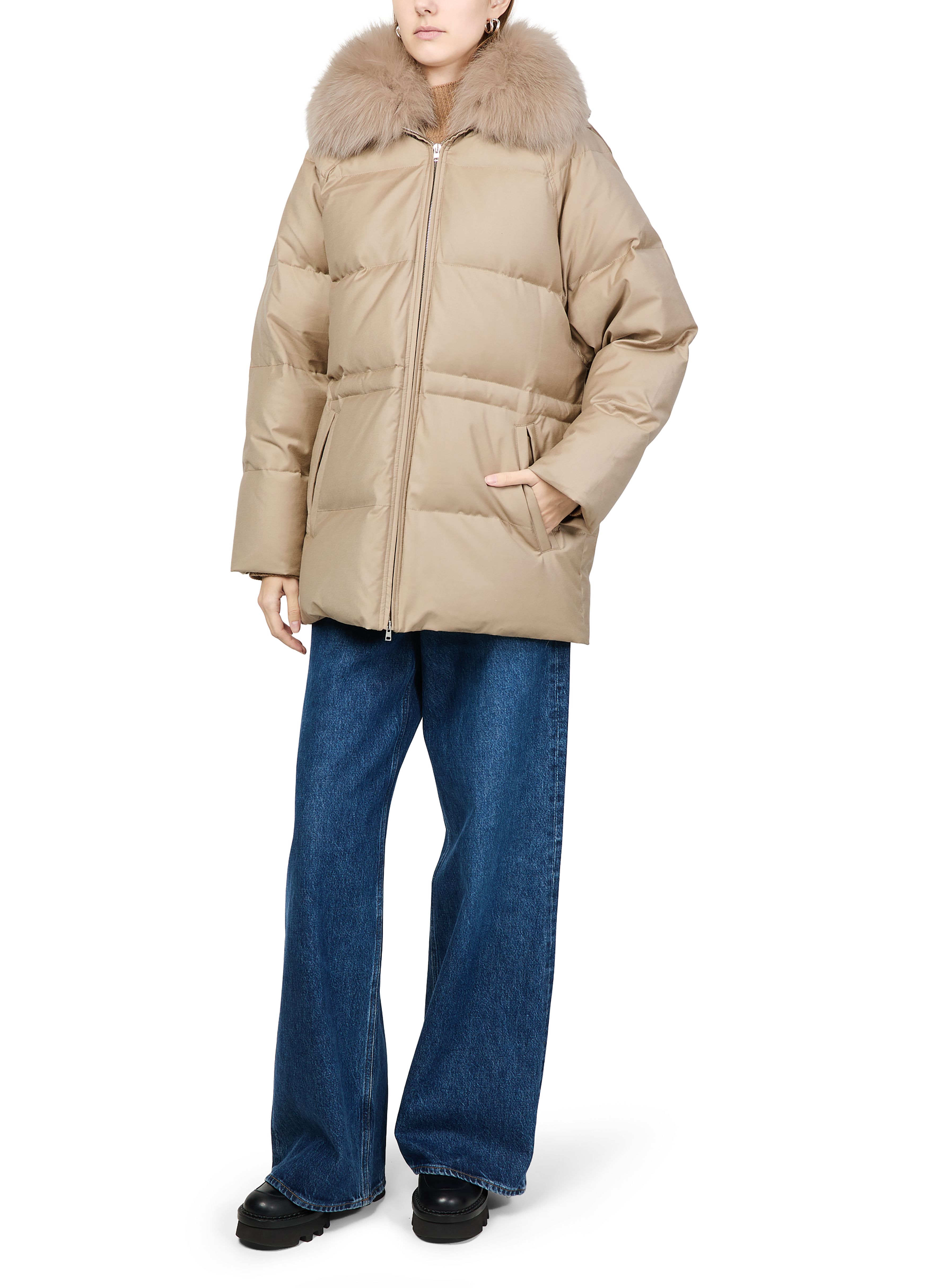 Puffer jacket with a fox fur collar thumbnail 8