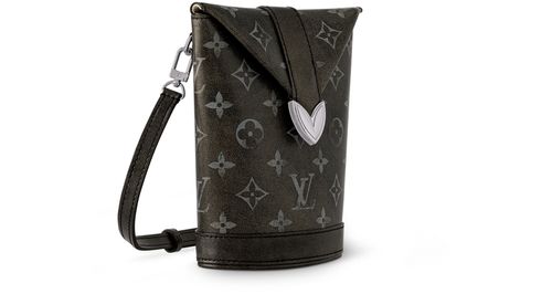 LOUIS VUITTON Envelope Pouch