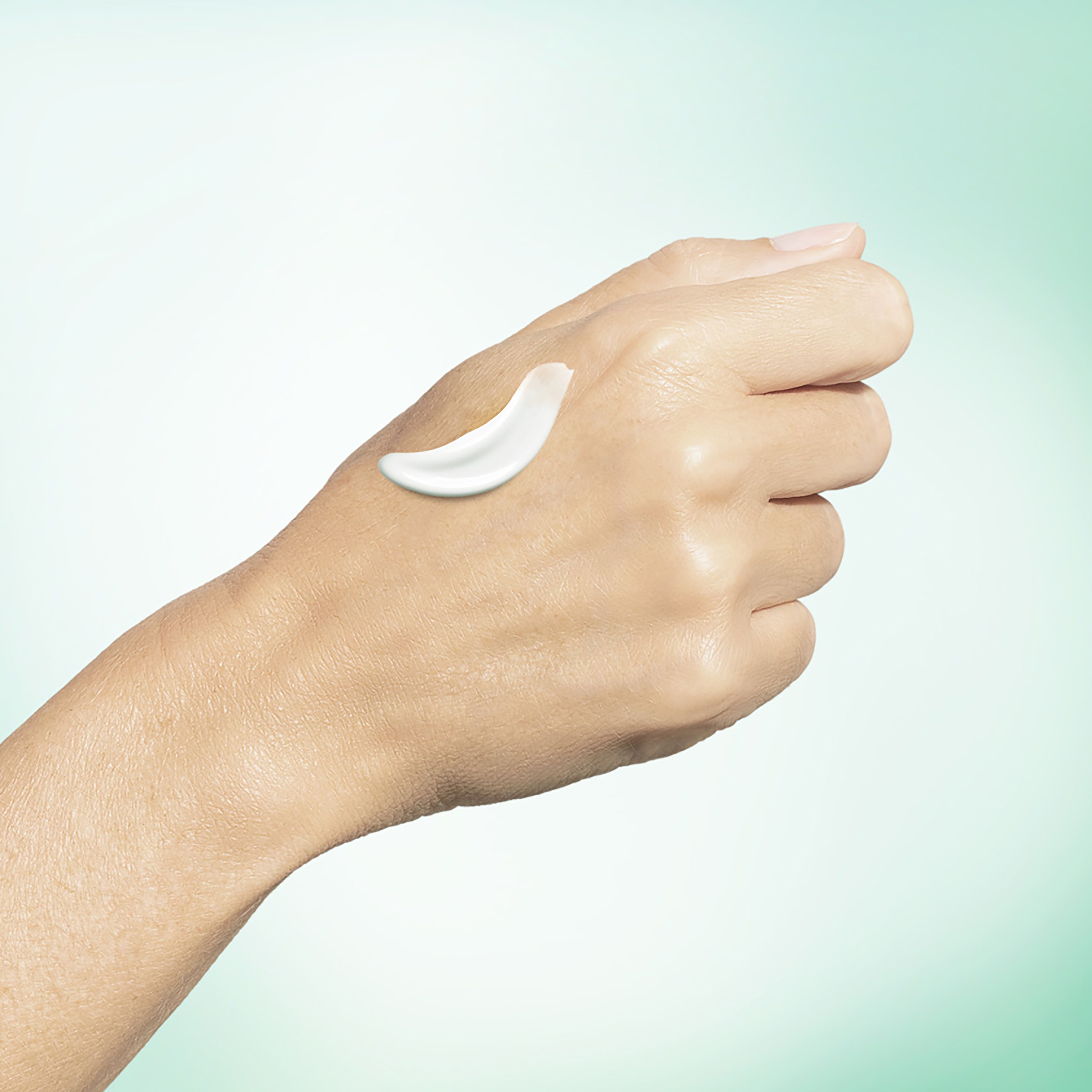 Hand 24 Hour repairing anti-aging hand cream 75 ml thumbnail 4