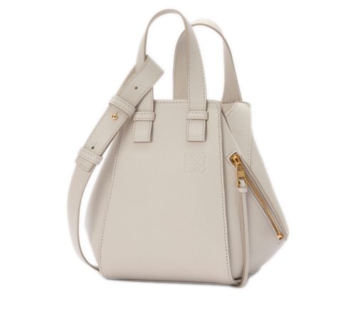 LOEWE Sac Hammock compact en cuir de veau