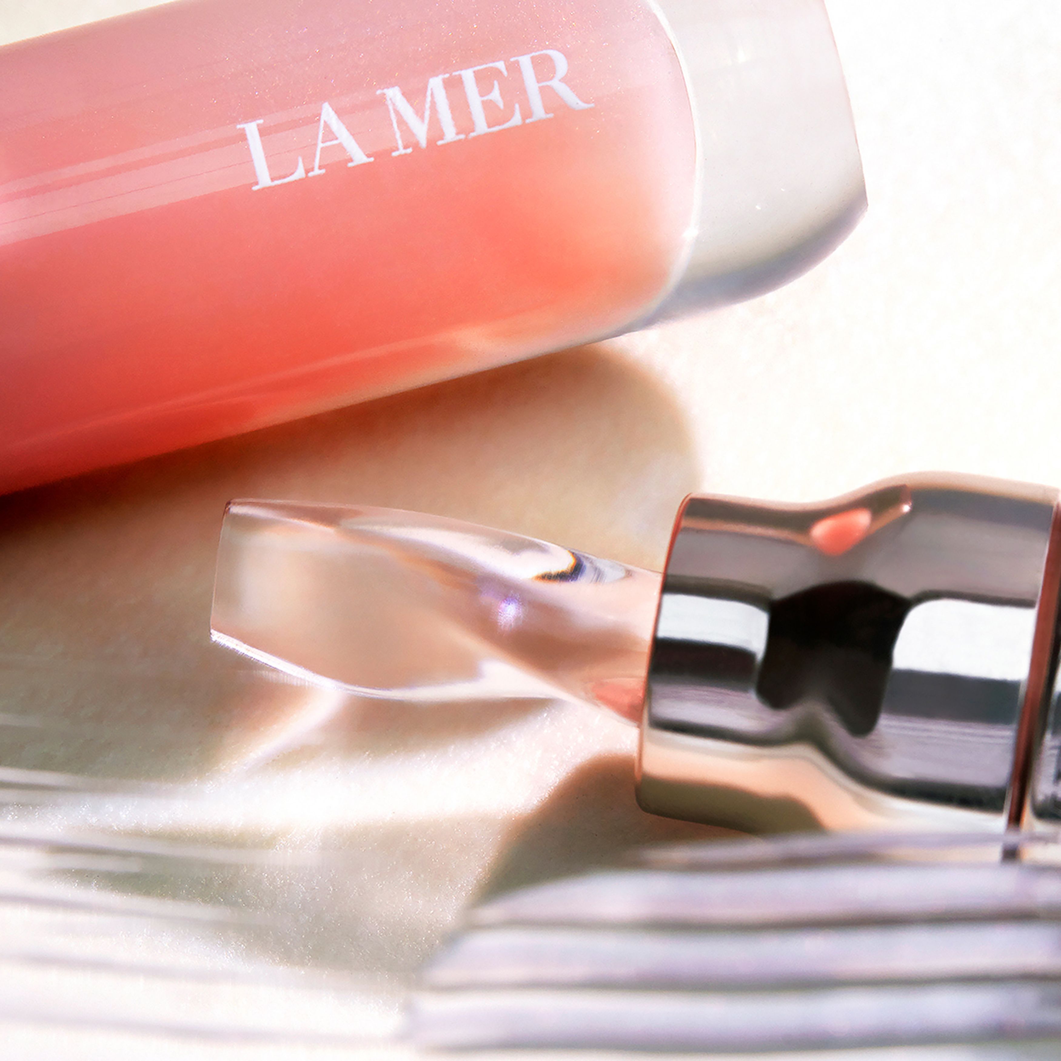 The Lip volumizer thumbnail 5