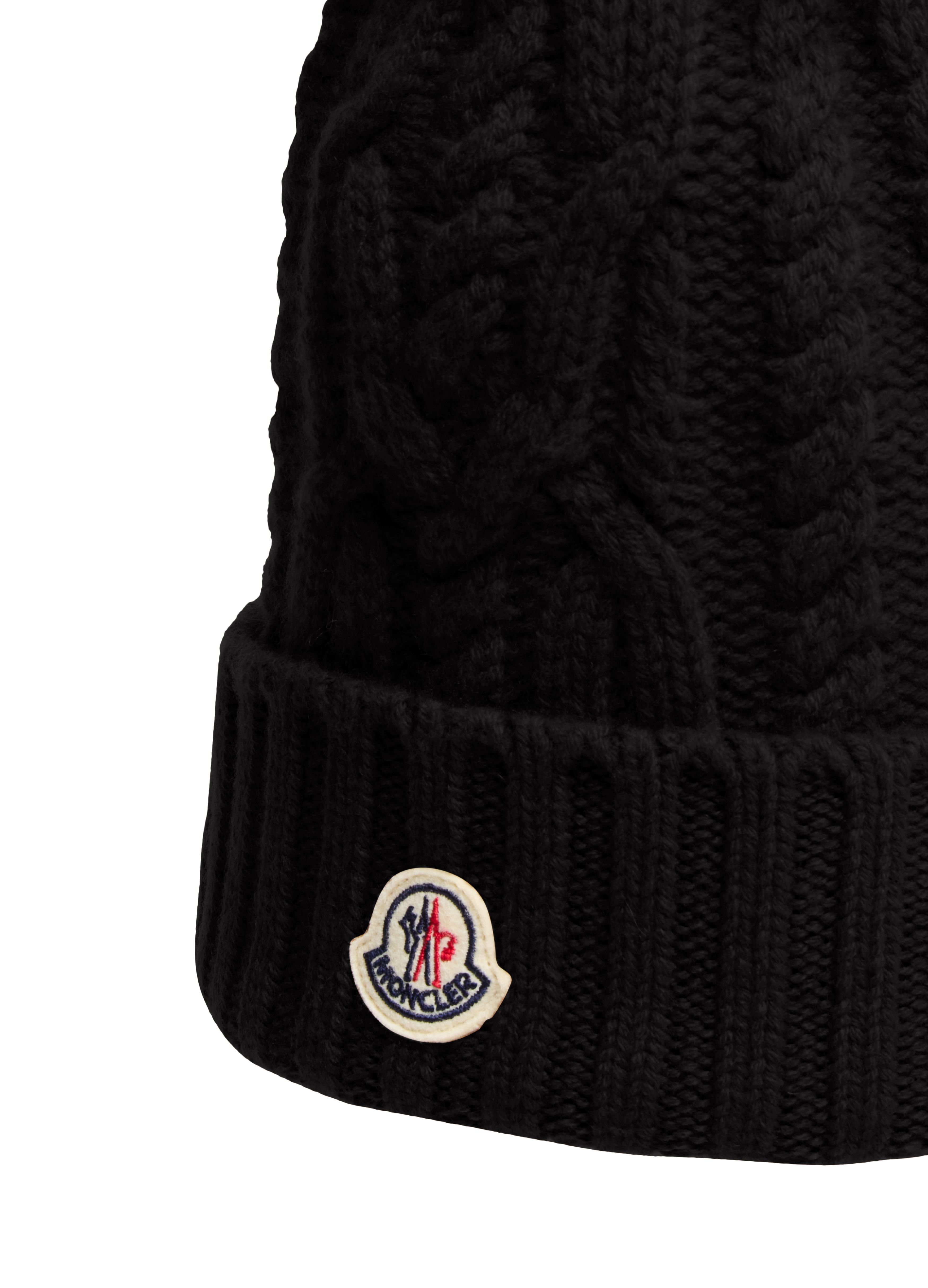 Beanie with logo thumbnail 4