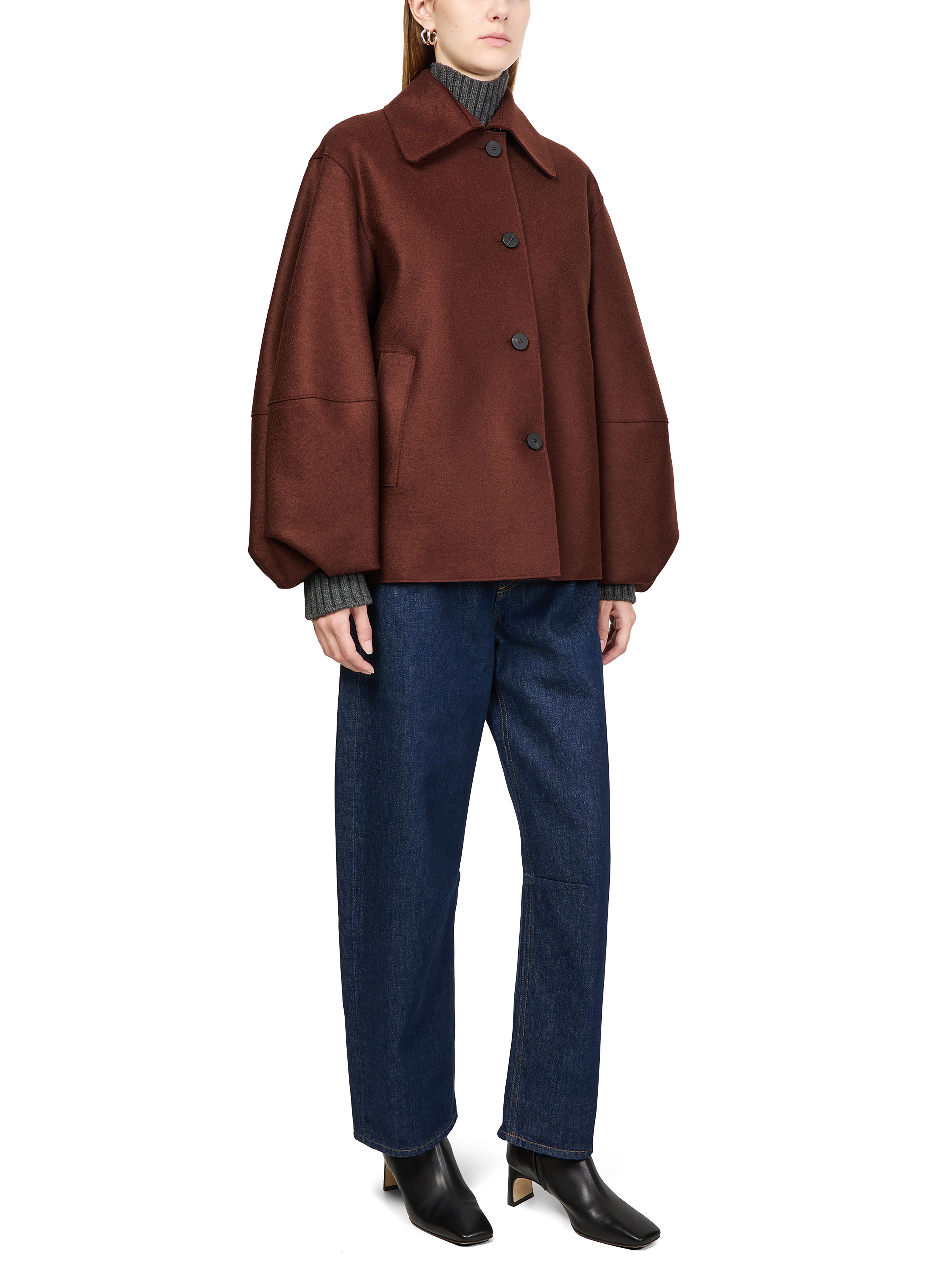 Puff-sleeved jacket in pressed wool thumbnail 6