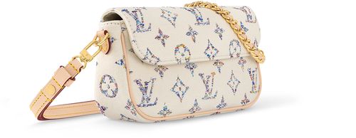 LOUIS VUITTON Wallet on Chain Ivy