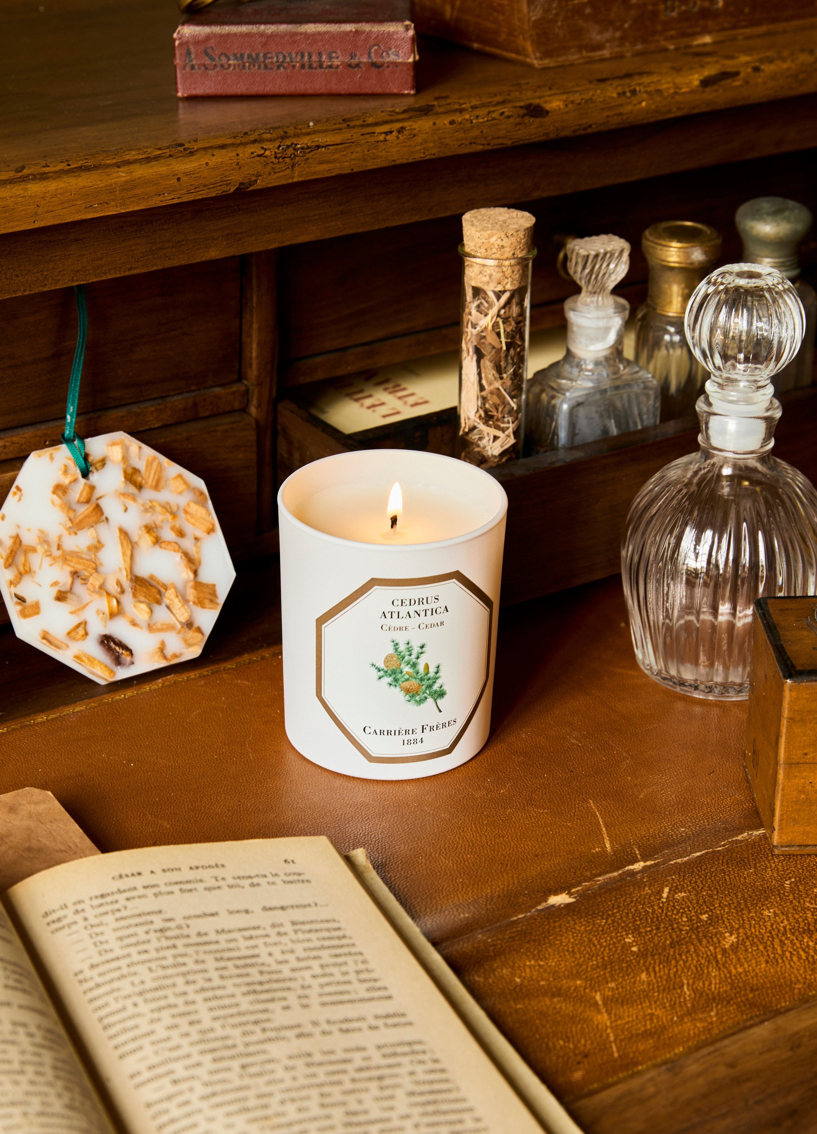 Scented Candle Cedar - Cedrus Atlantica 185 g thumbnail 4