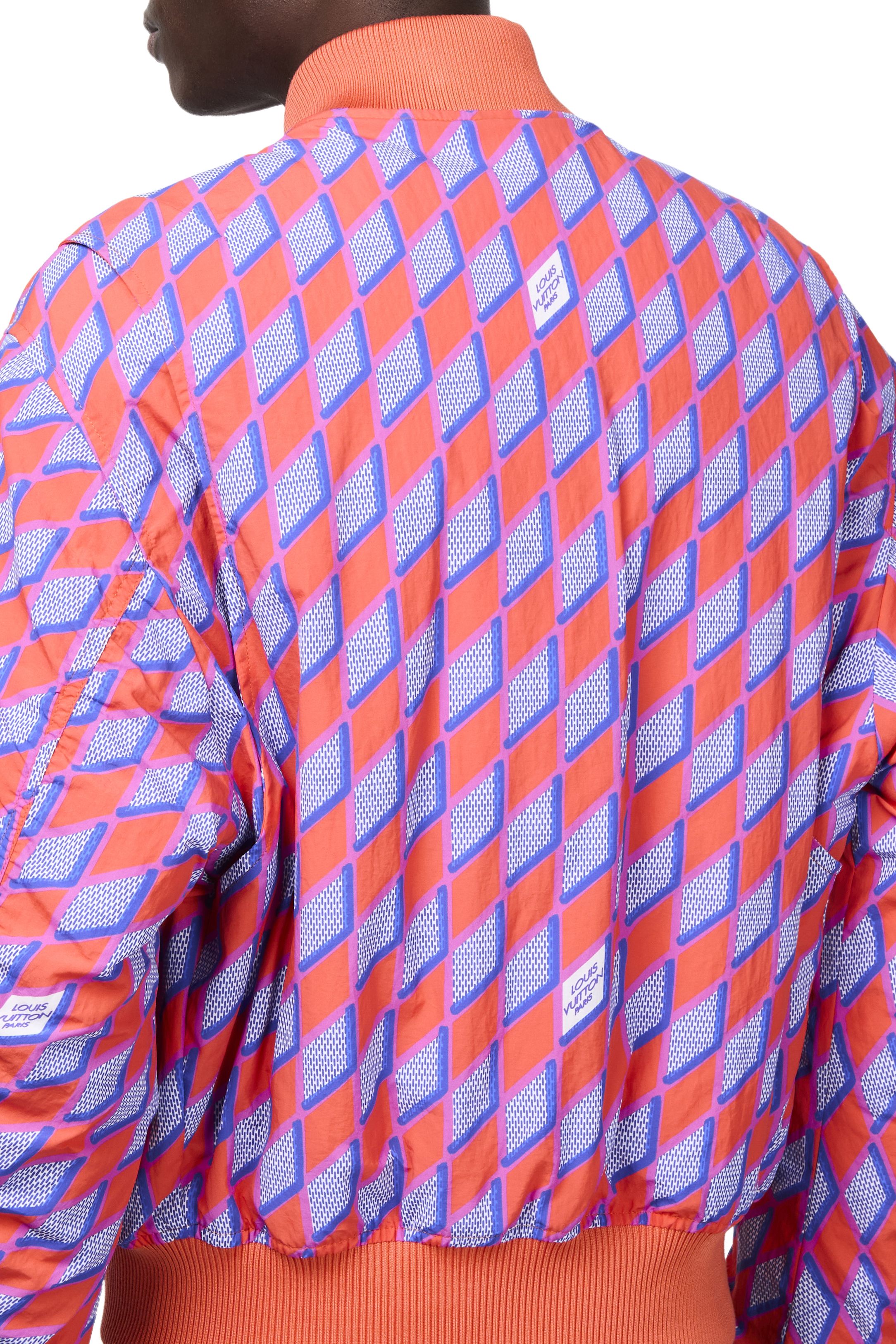 Graphic Bomber thumbnail 4