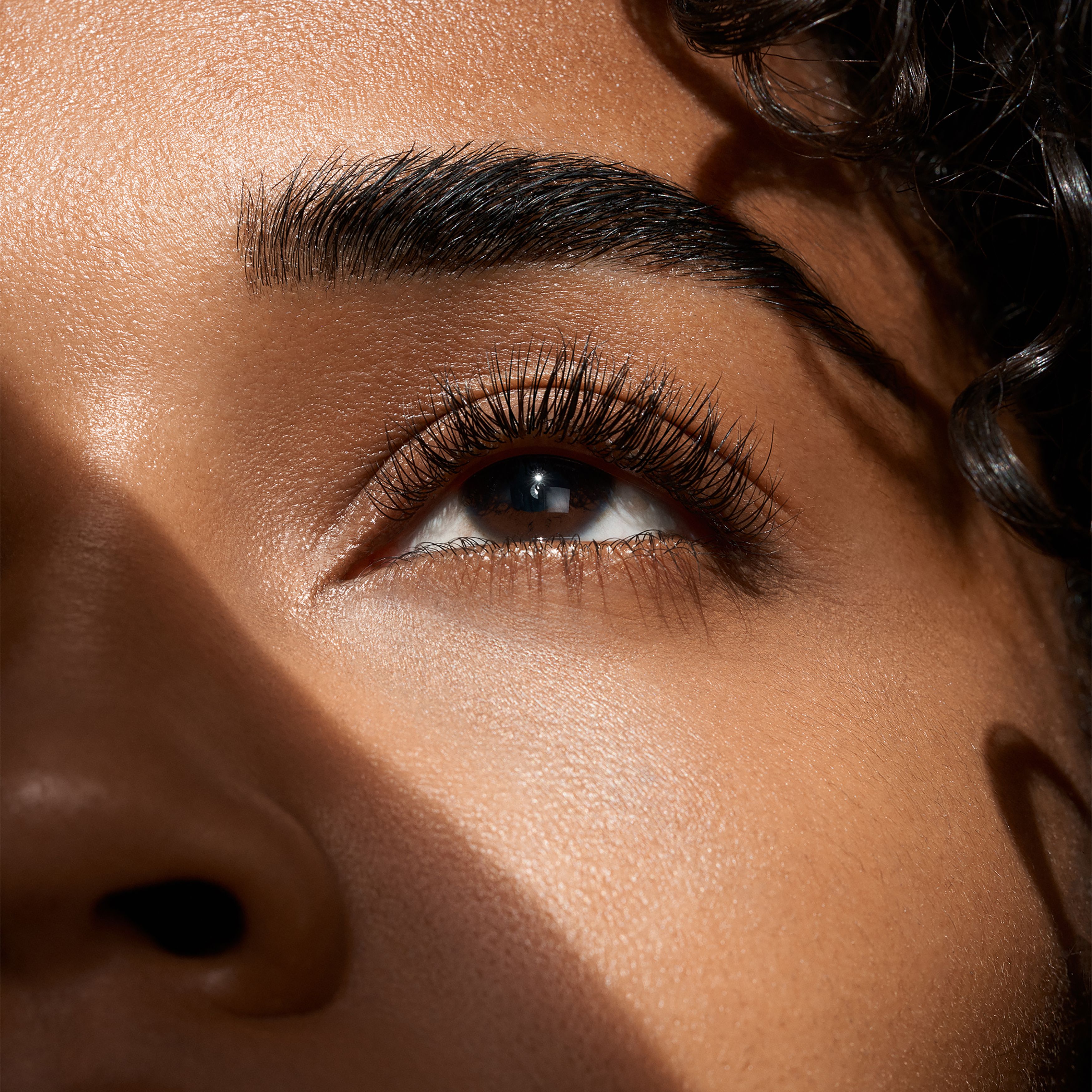 The Eyebrow & Lash Enhancing Serum 8 ml thumbnail 8