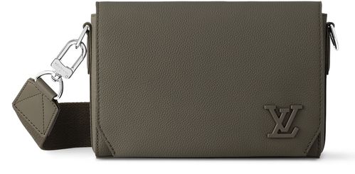 LOUIS VUITTON Takeoff Messenger PM