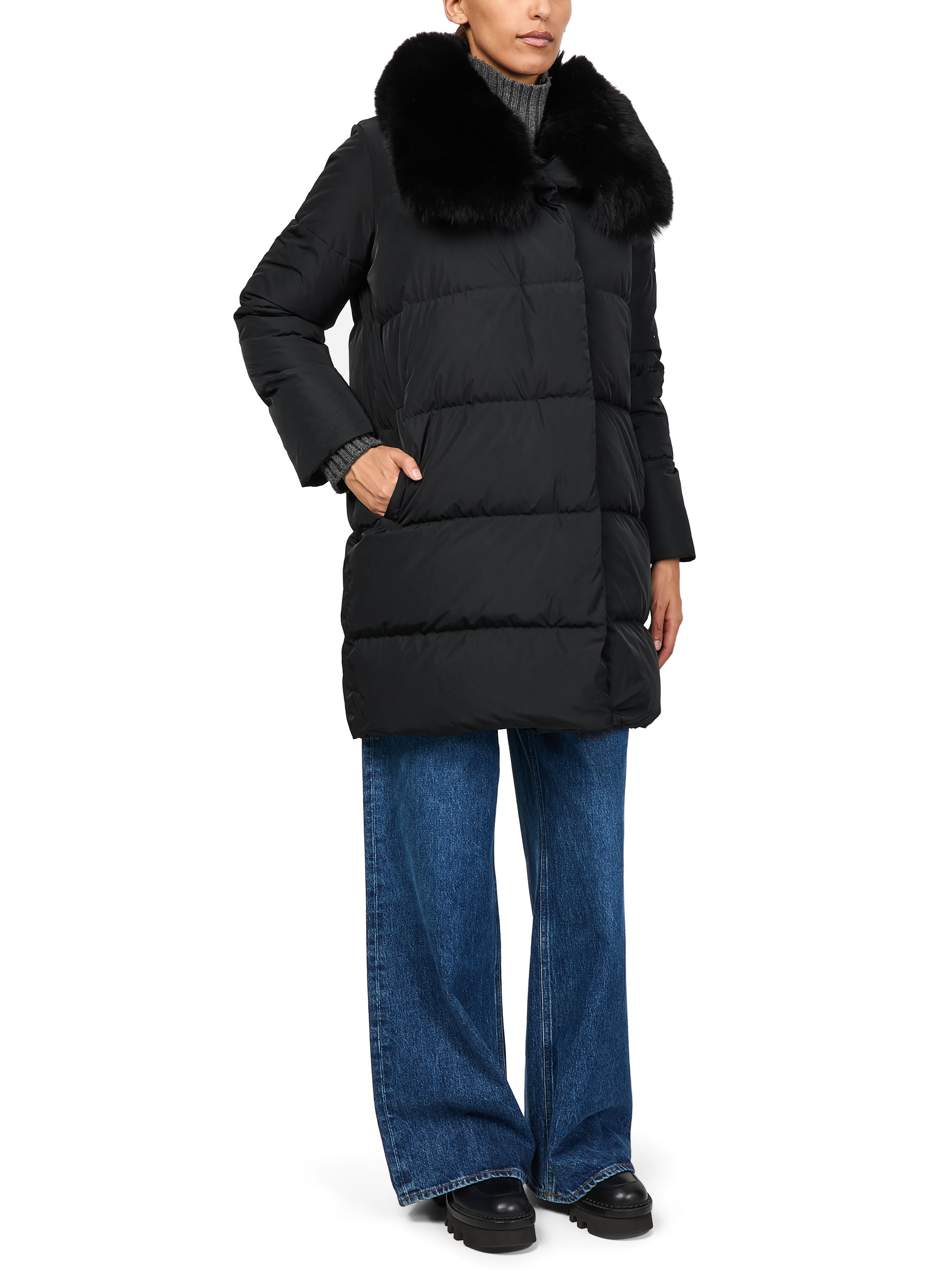 Puffer jacket with a fox fur collar thumbnail 7