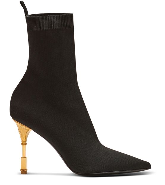 Mesh boots top