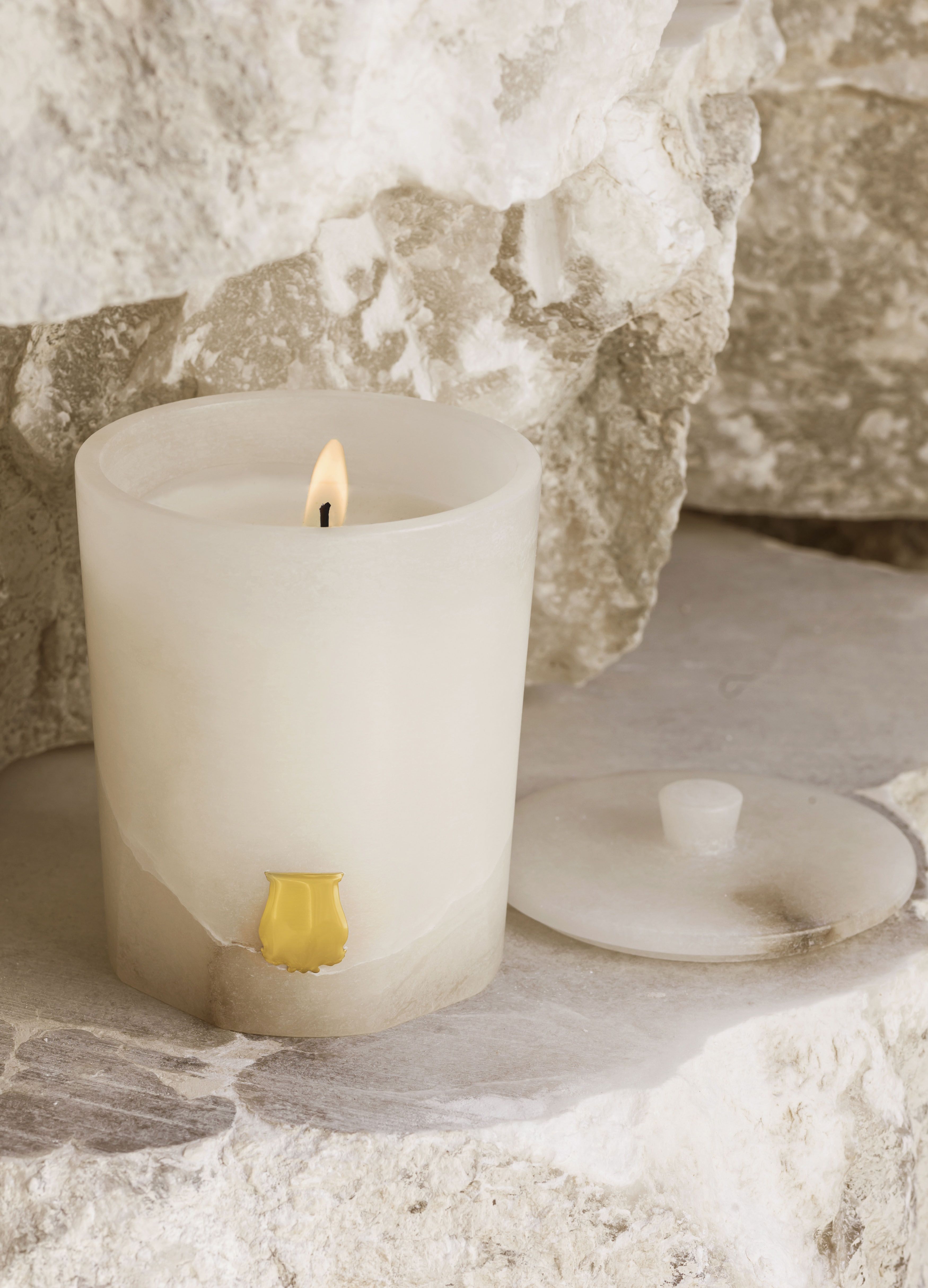 Atria scented candle 270 g thumbnail 6