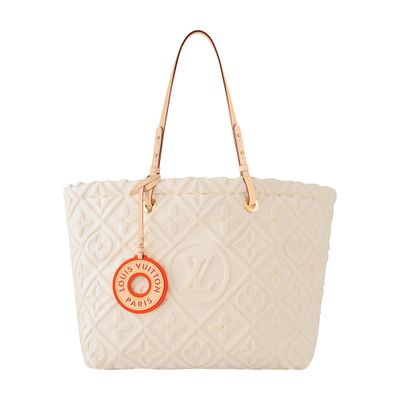 Louis Vuitton Lvacation Tote In Beige