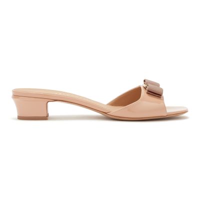 Ferragamo Vanilla Mules In Neutral