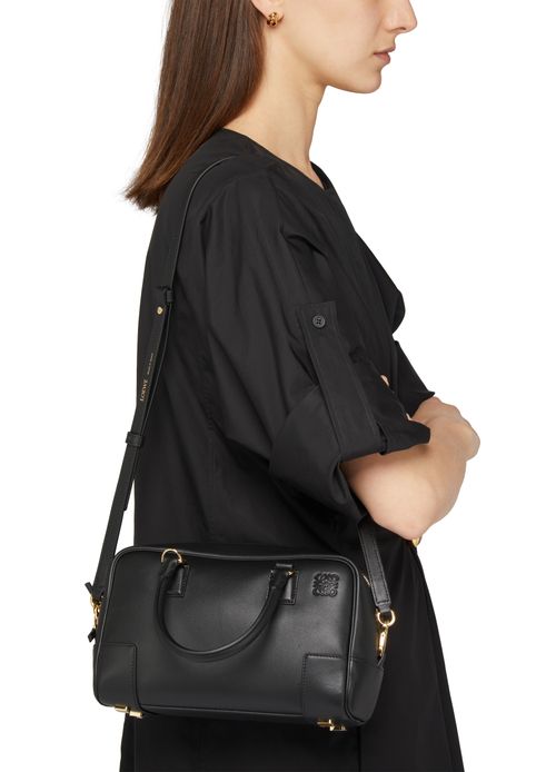 LOEWE Amazona 23 手袋
