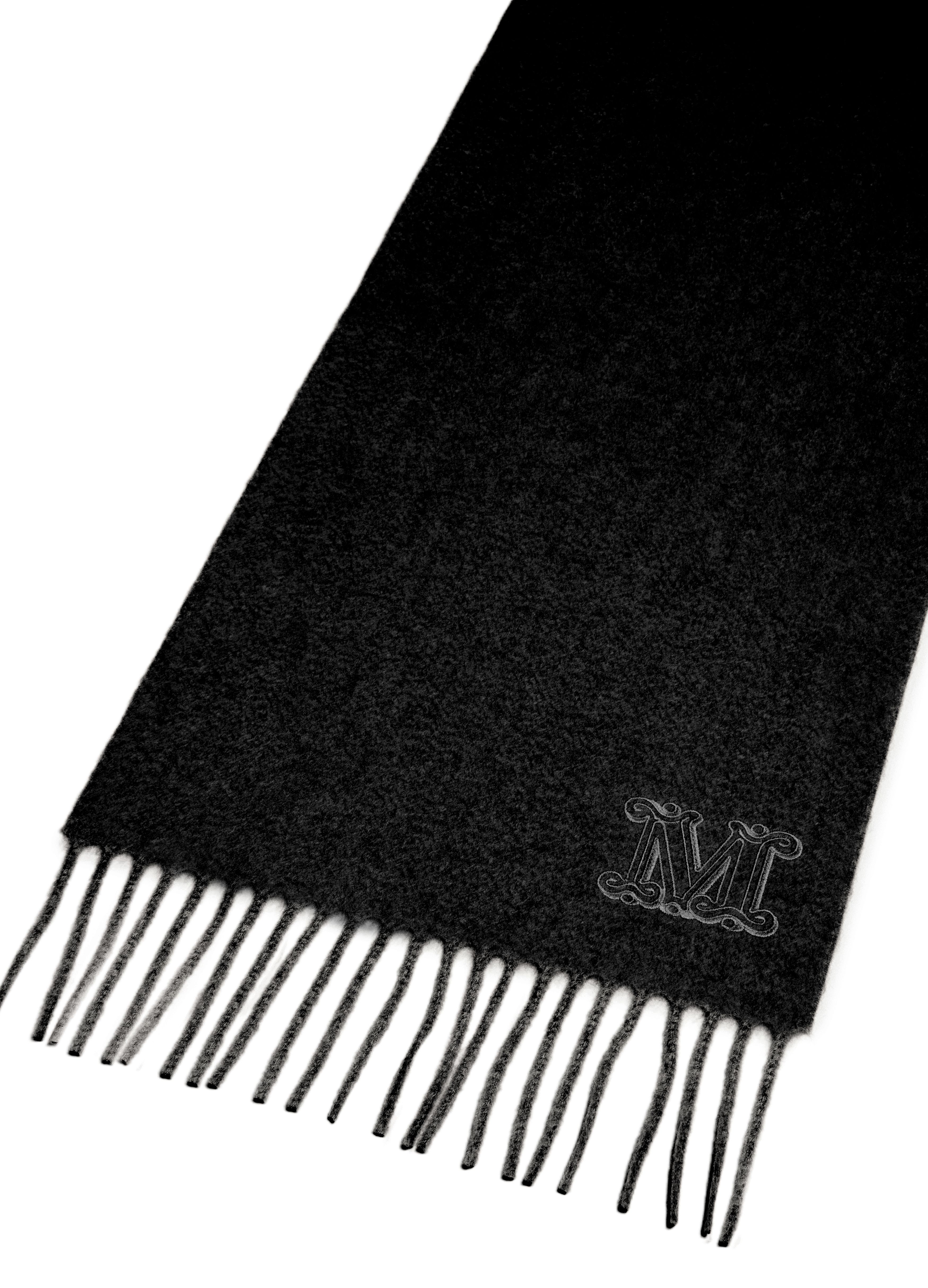Wsdalia scarf thumbnail 4