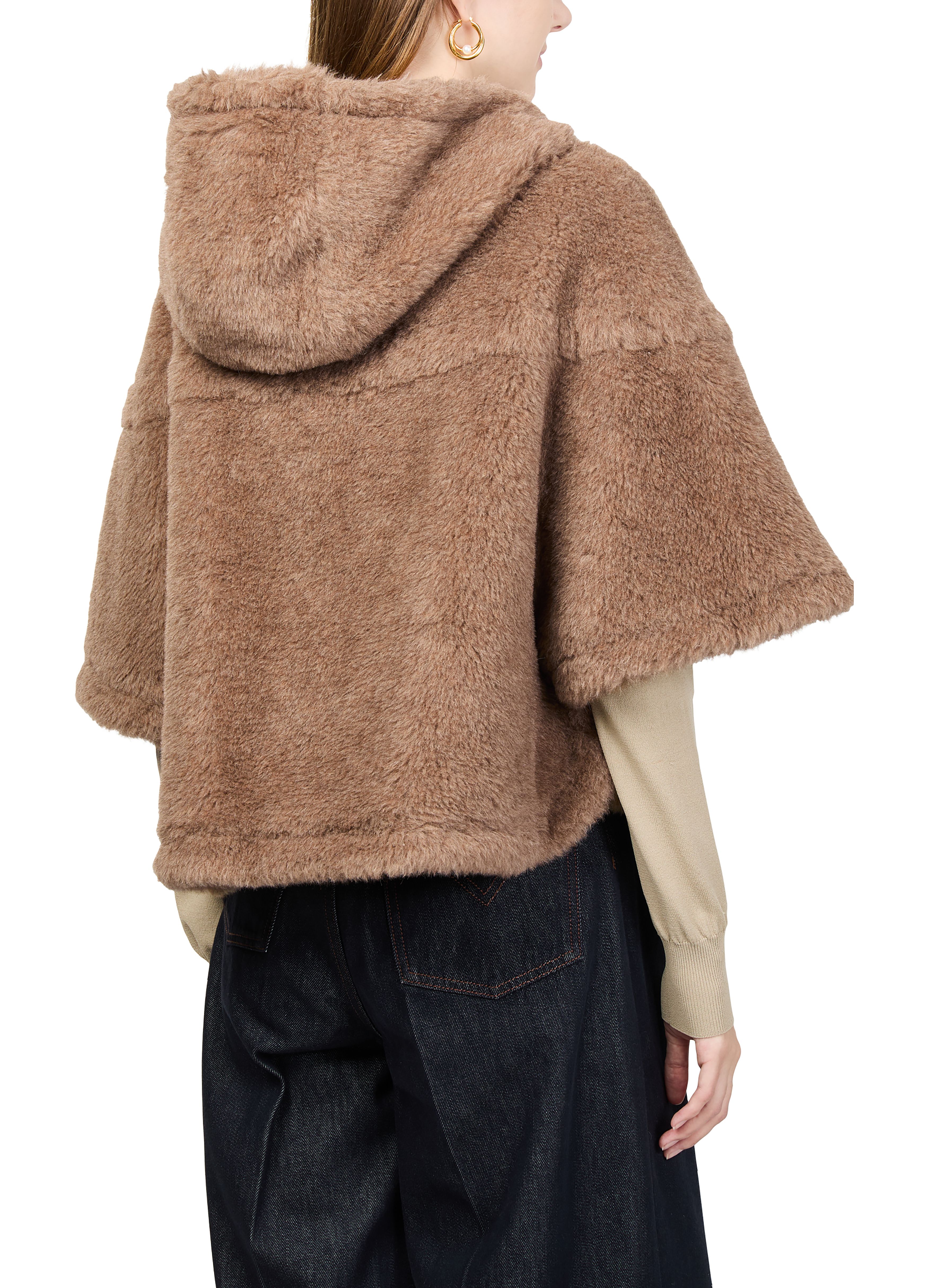 Petalo Teddy cape thumbnail 5