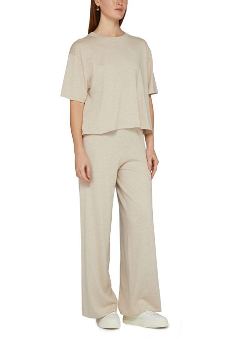 LISA YANG Hose Aina