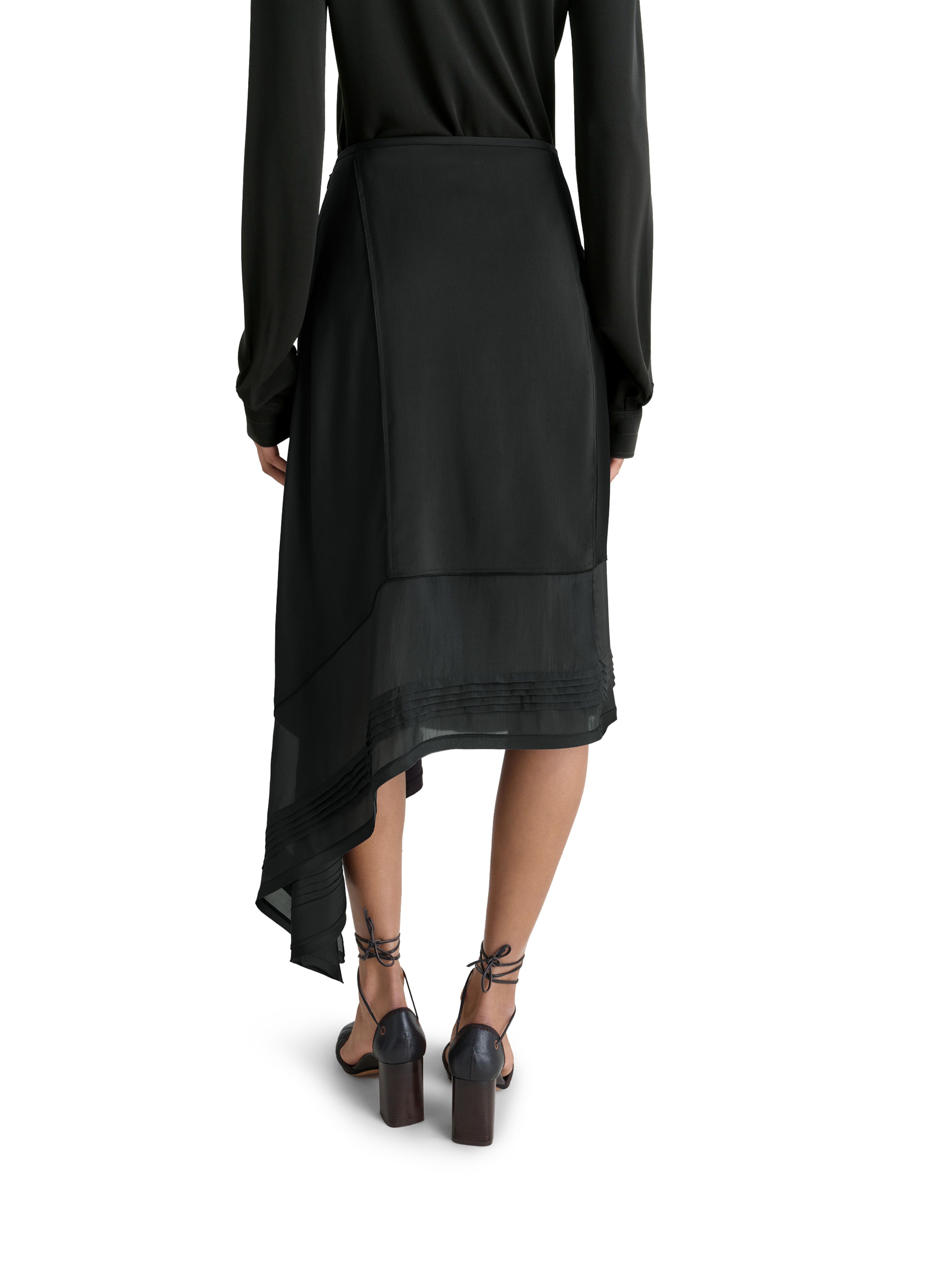 Skirt whith pleats thumbnail 4