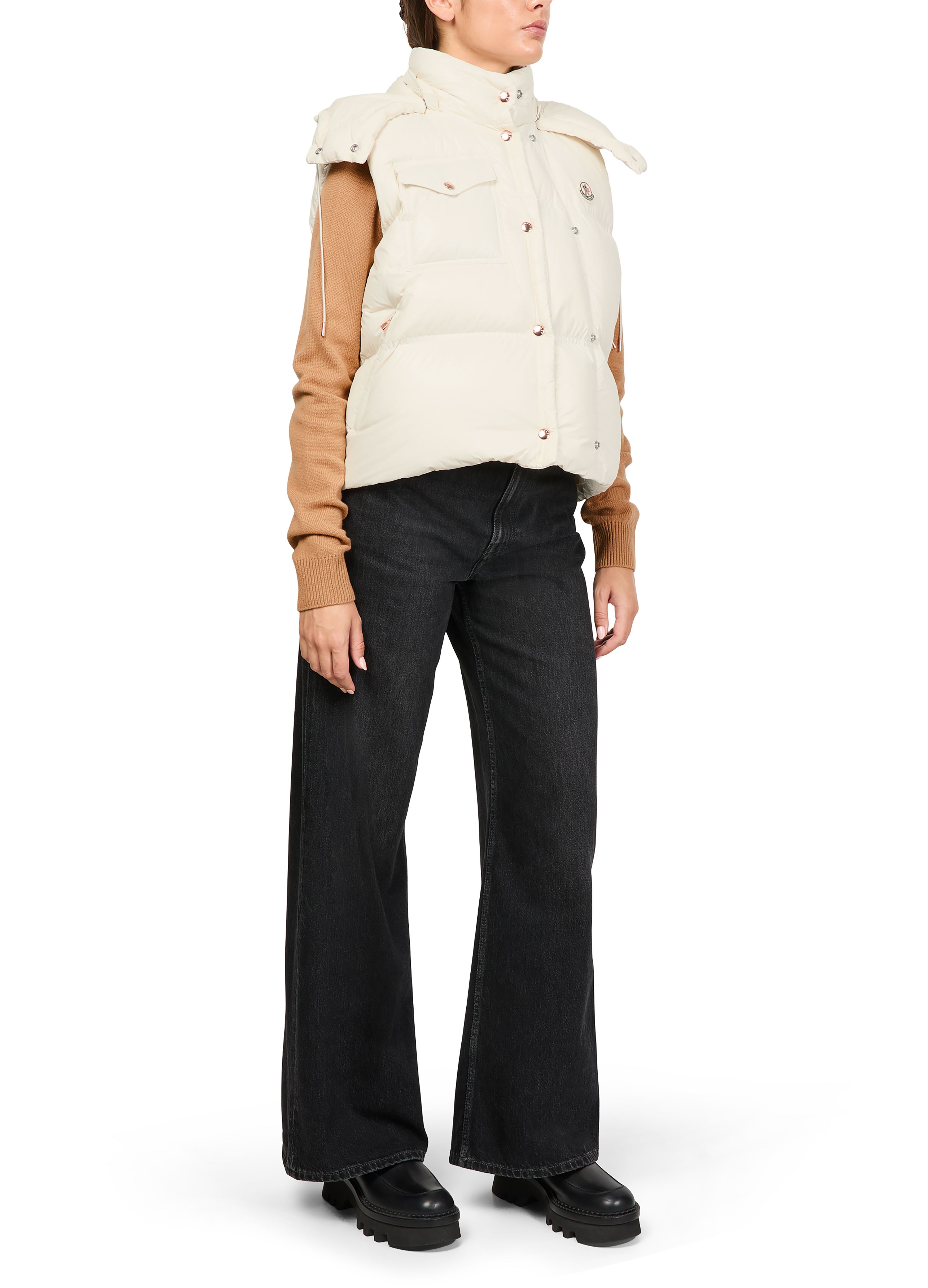 Pario sleeveless down jacket thumbnail 7