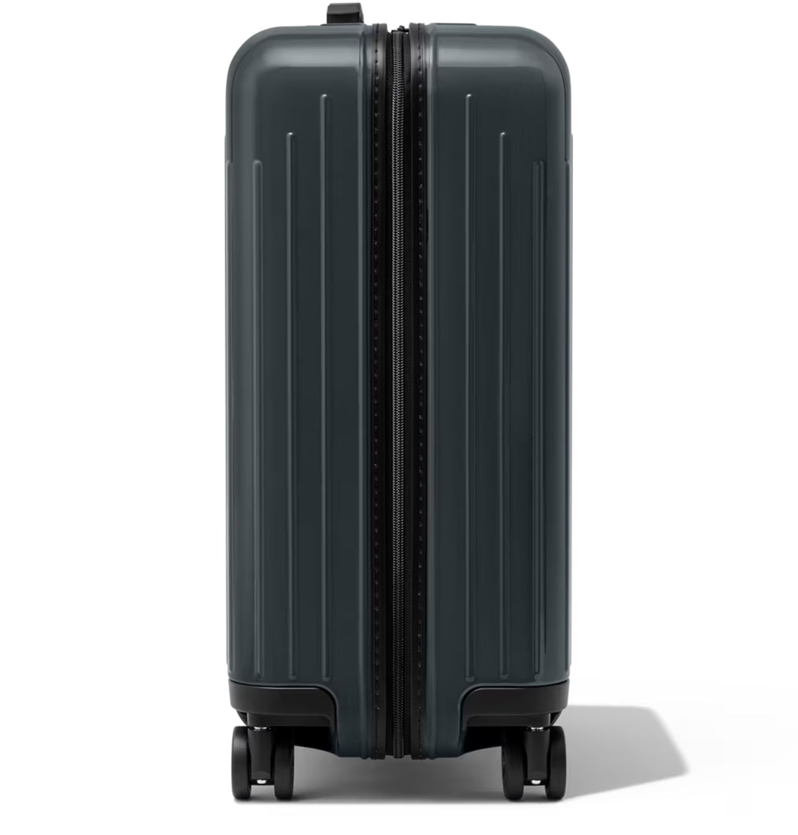 Rimowa 에센셜 라이트 캐빈 러기지
