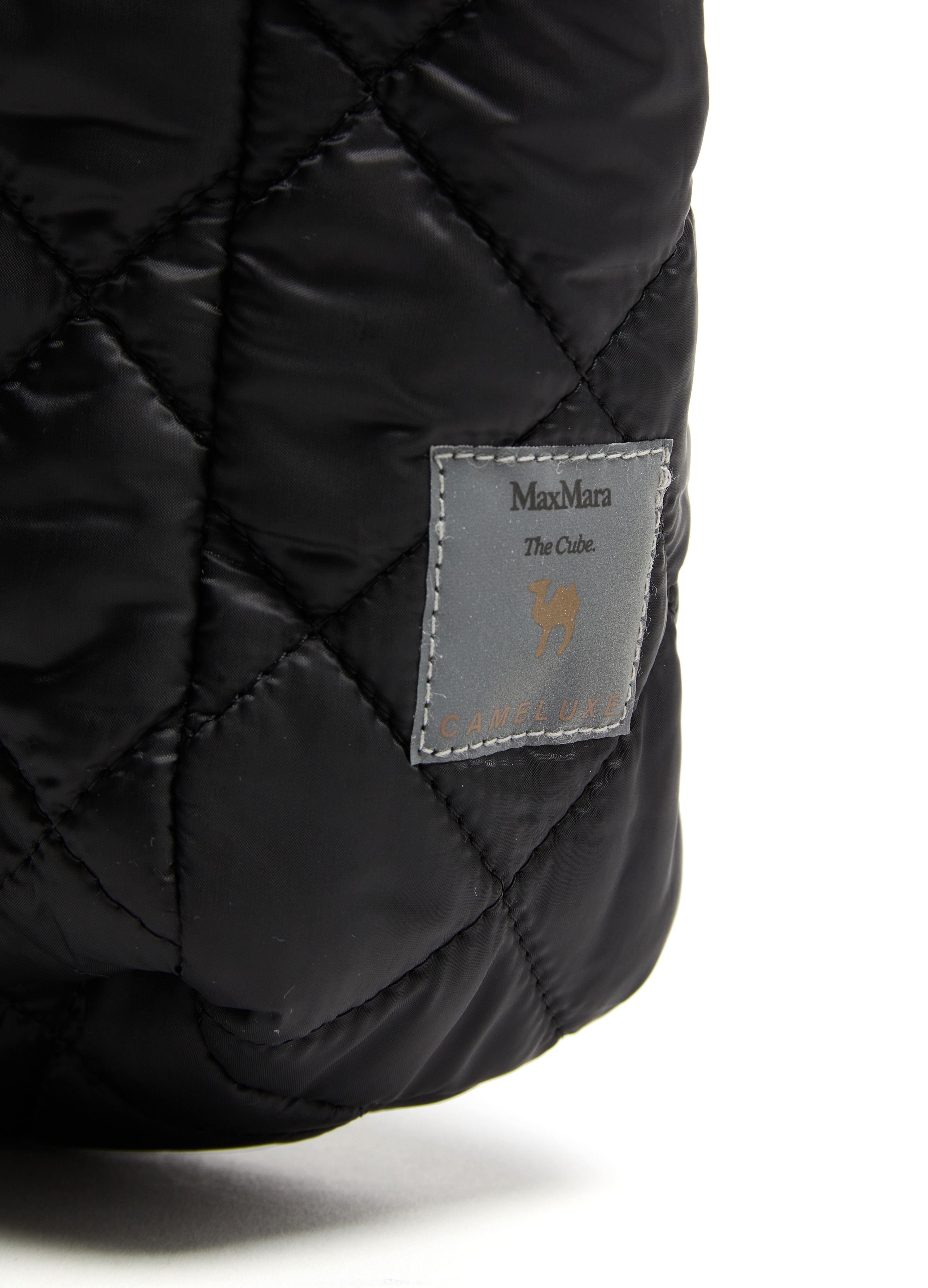 Arianna quilted coat & tote bag - THE CUBE thumbnail 5