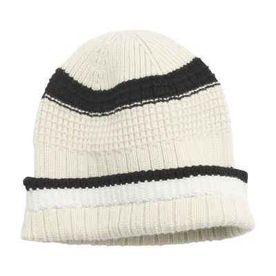 BARRIE TEXTURED BEANIE HAT IN CASHMERE