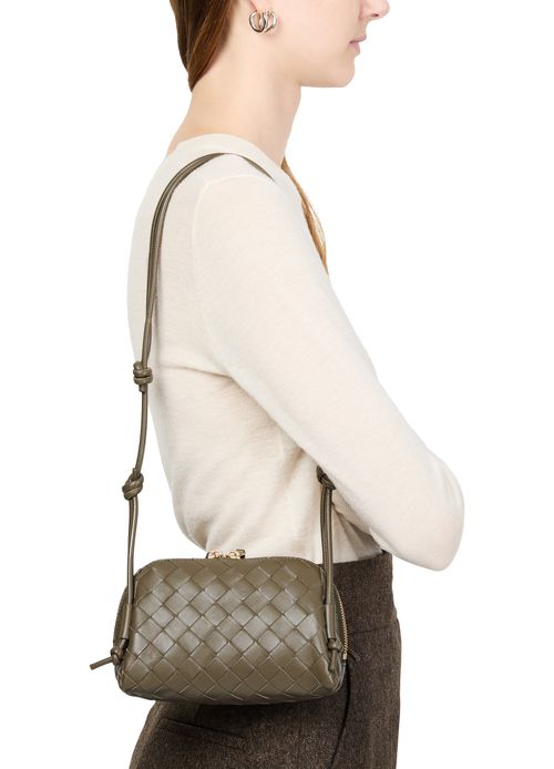 BOTTEGA VENETA イントレチャートコンサートカバー