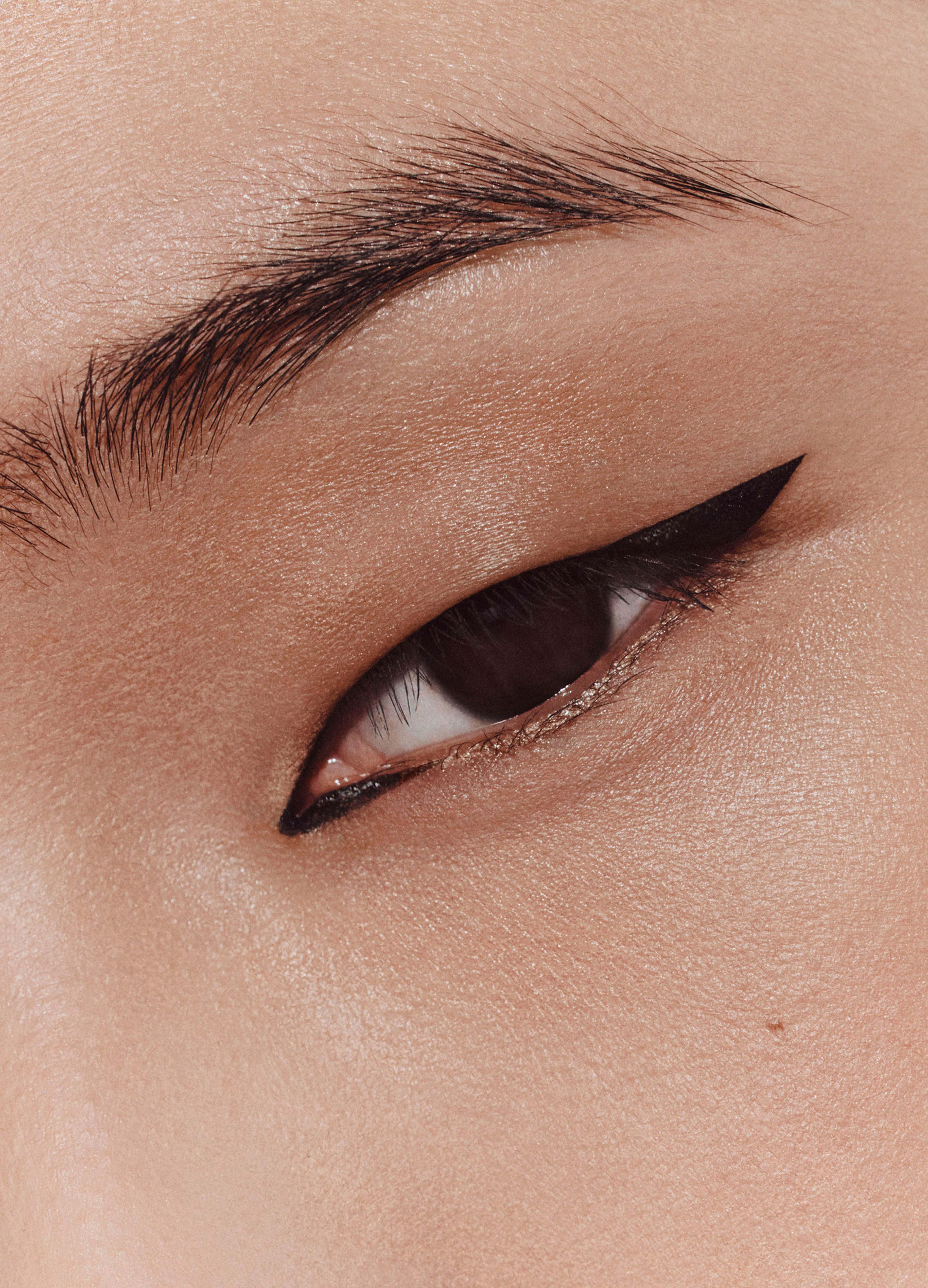 Trait d'Hermès, precision eyeliner thumbnail 3