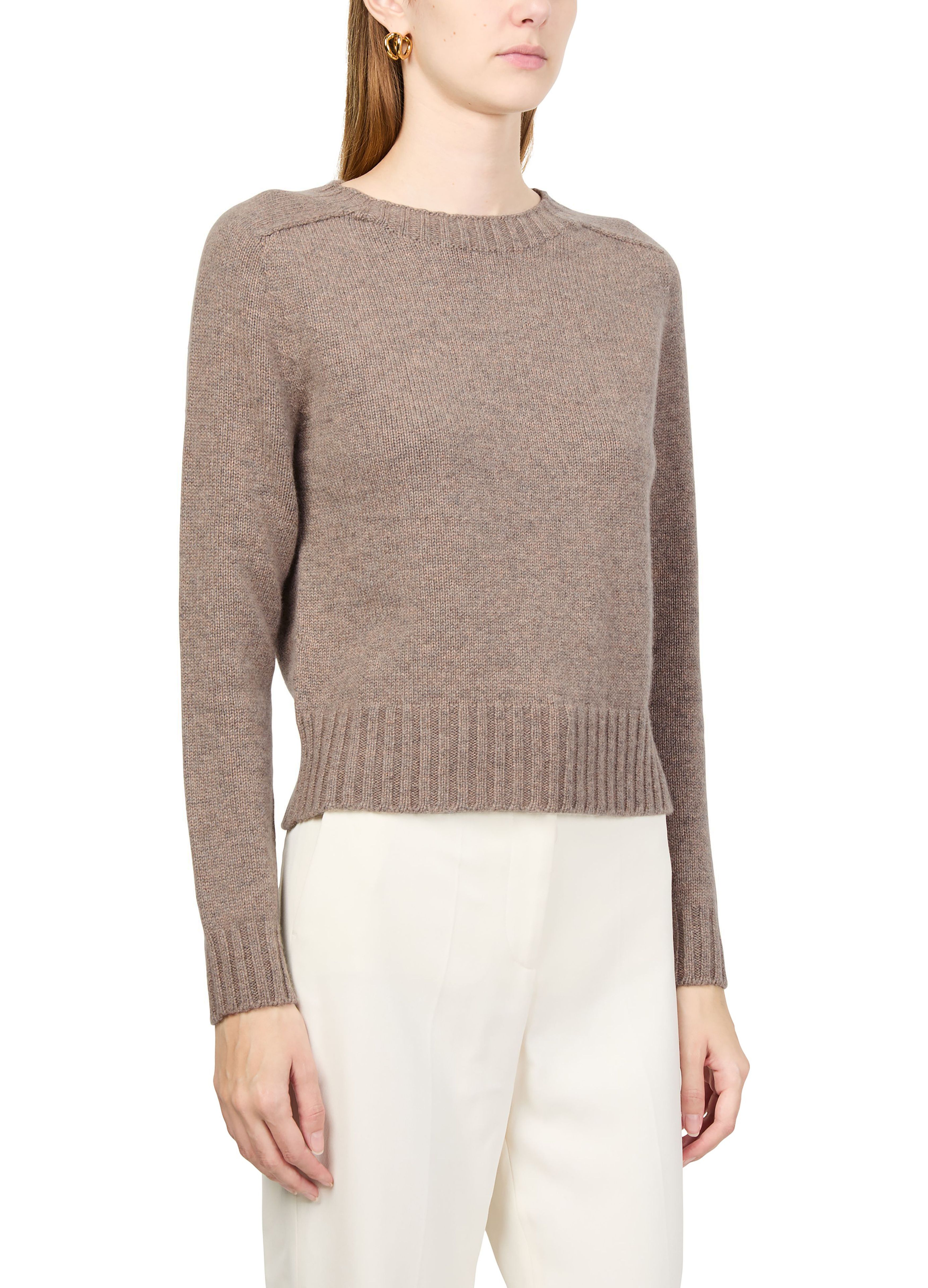 Round-neck sweater thumbnail 3