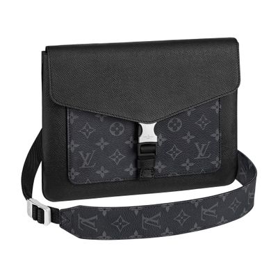 Louis Vuitton Outdoor Flap Messenger In M Noir