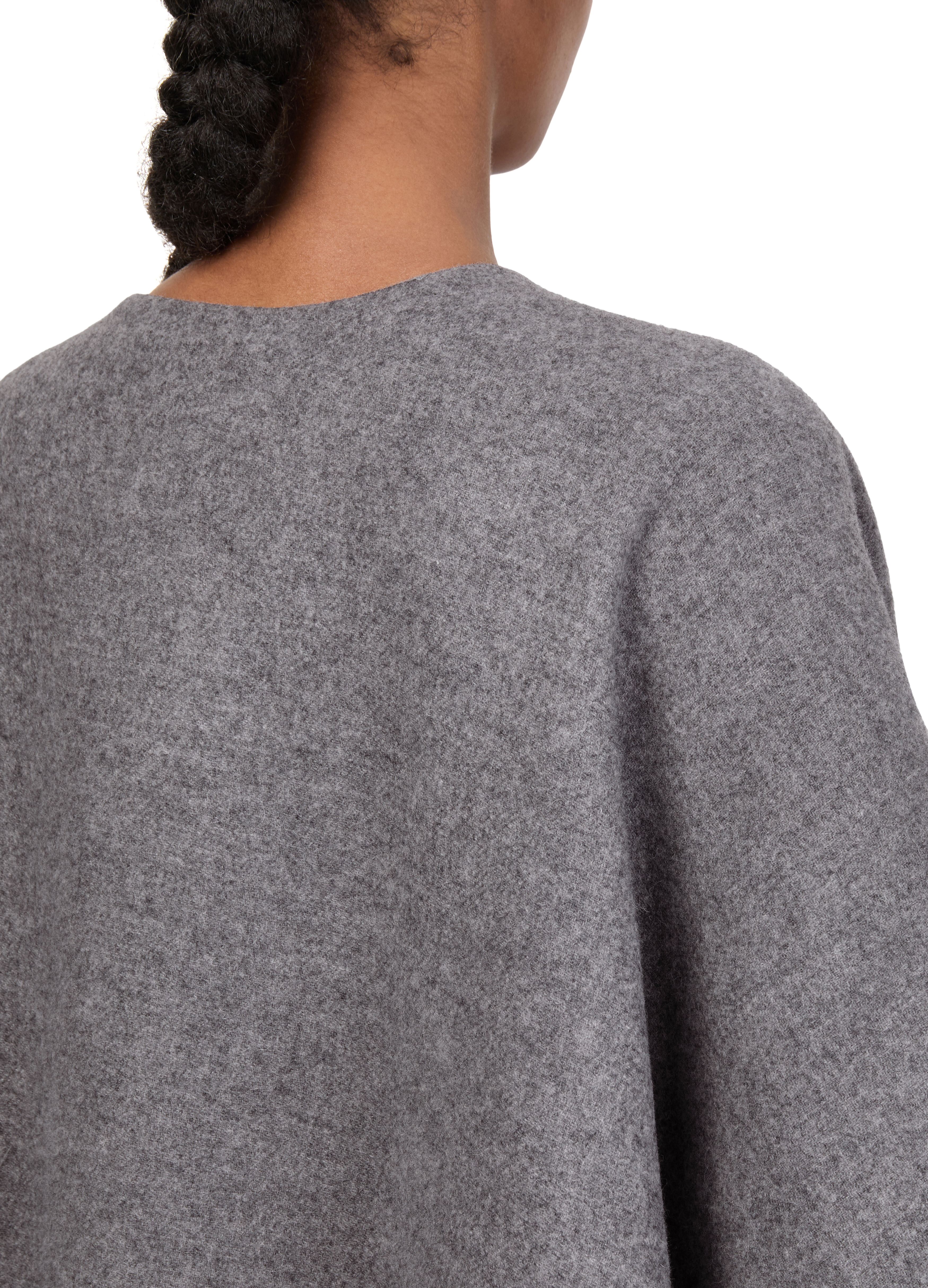 Serra cape thumbnail 5