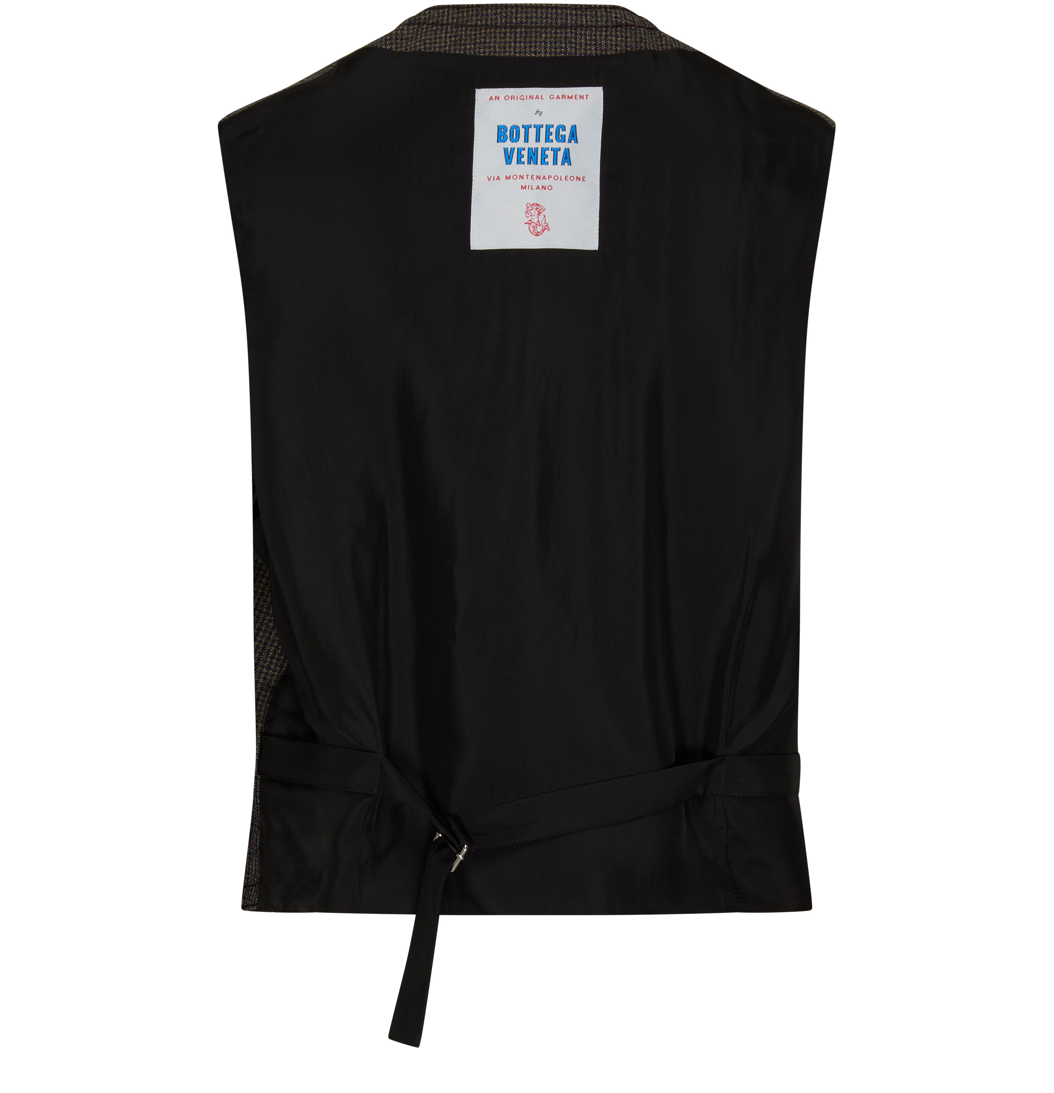 Sleeveless gilet thumbnail 3