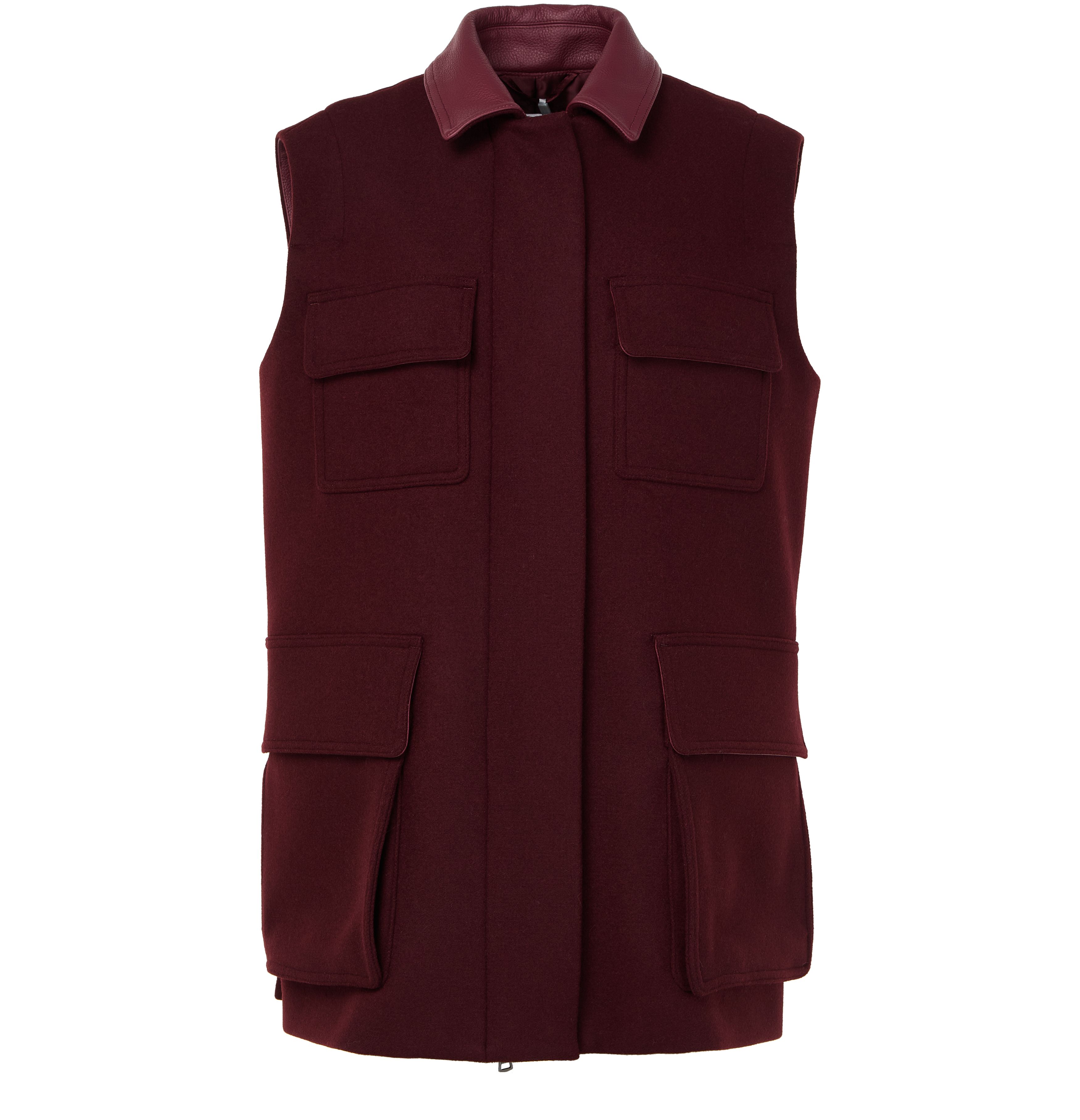 Sleeveless cargo jacket