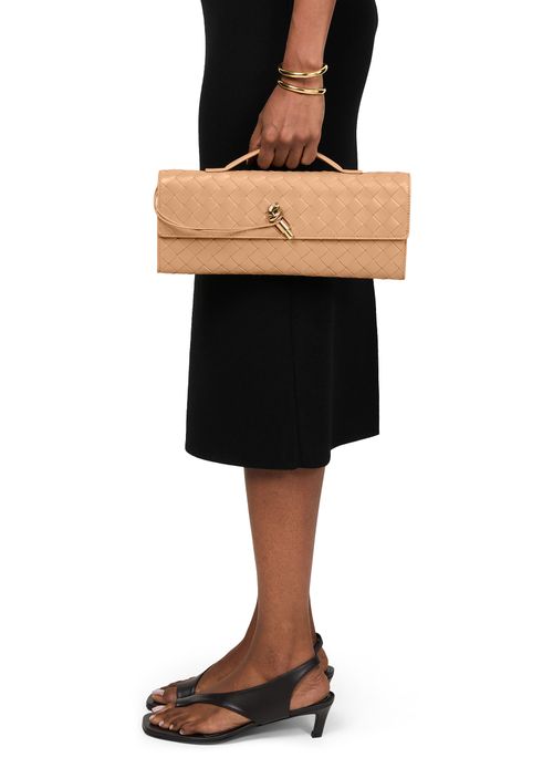BOTTEGA VENETA Lange Clutch mit Henkel Andiamo