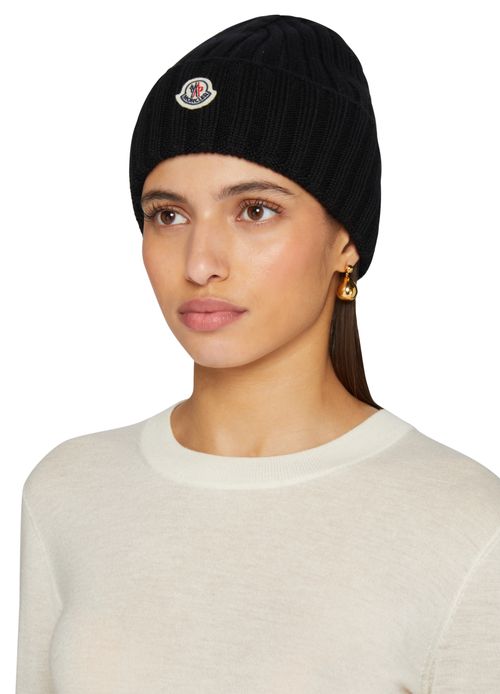 MONCLER Beanie with logo