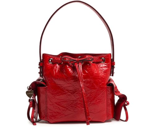 ACNE STUDIOS Mini Bucket Bag Multipocket aus Lackleder mit Knittereffekt
