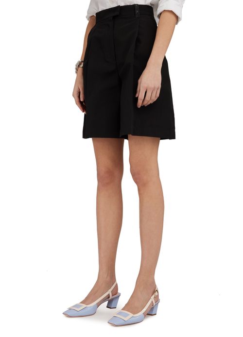  Belle Vivier patent leather pumps