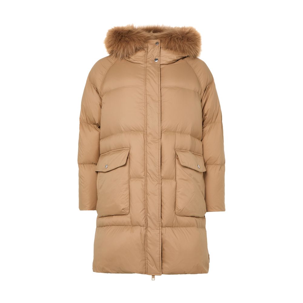 Puffer jacket with a fox fur hood 7