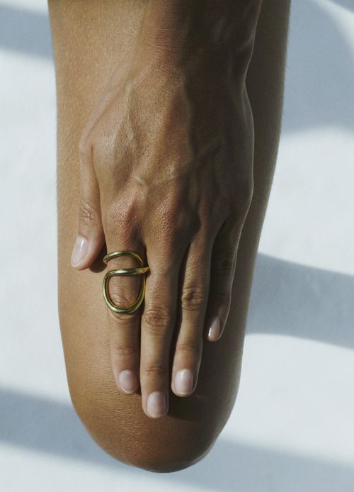 CHARLOTTE CHESNAIS Ribbon ring