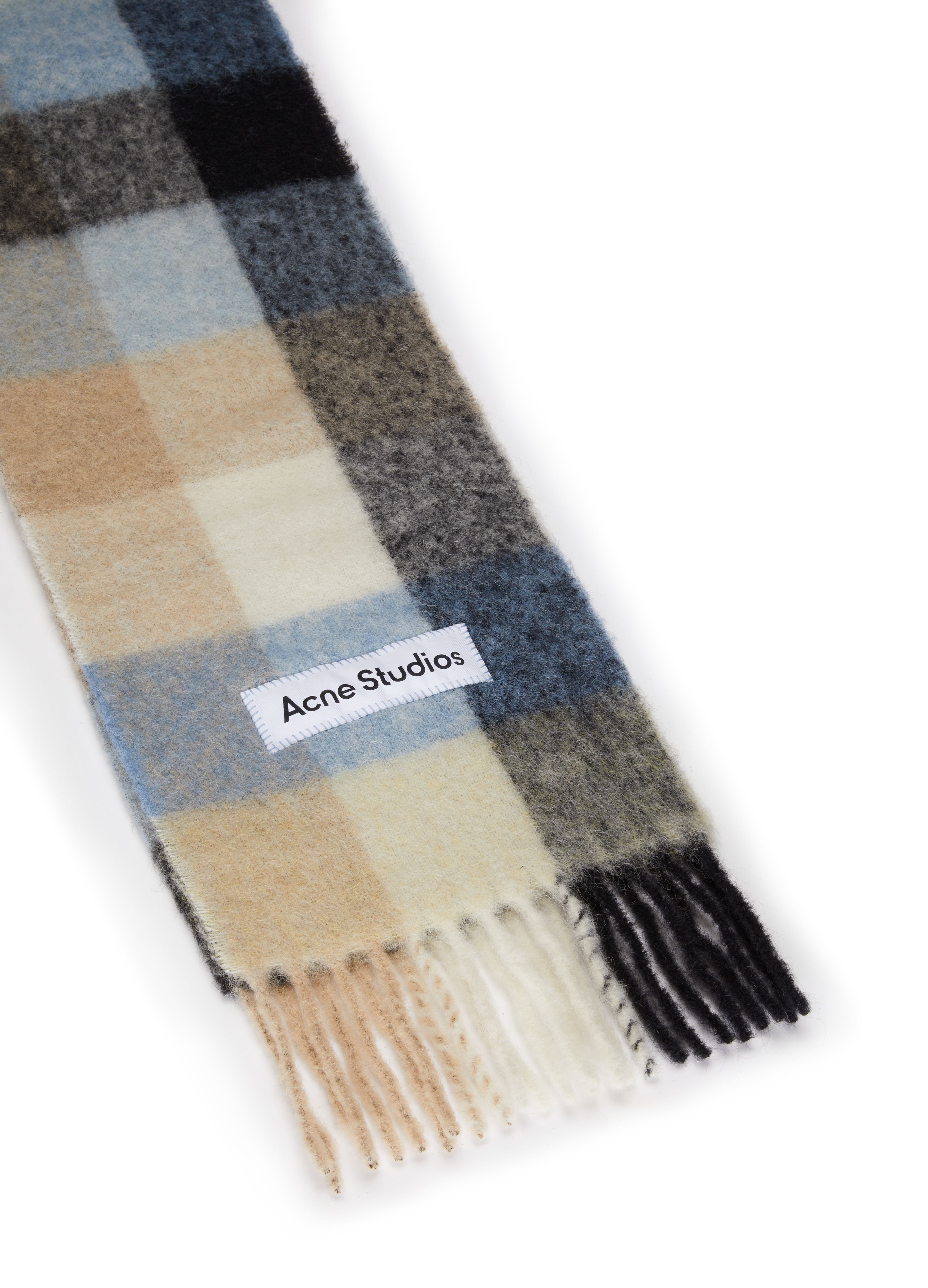 Vally scarf thumbnail 4